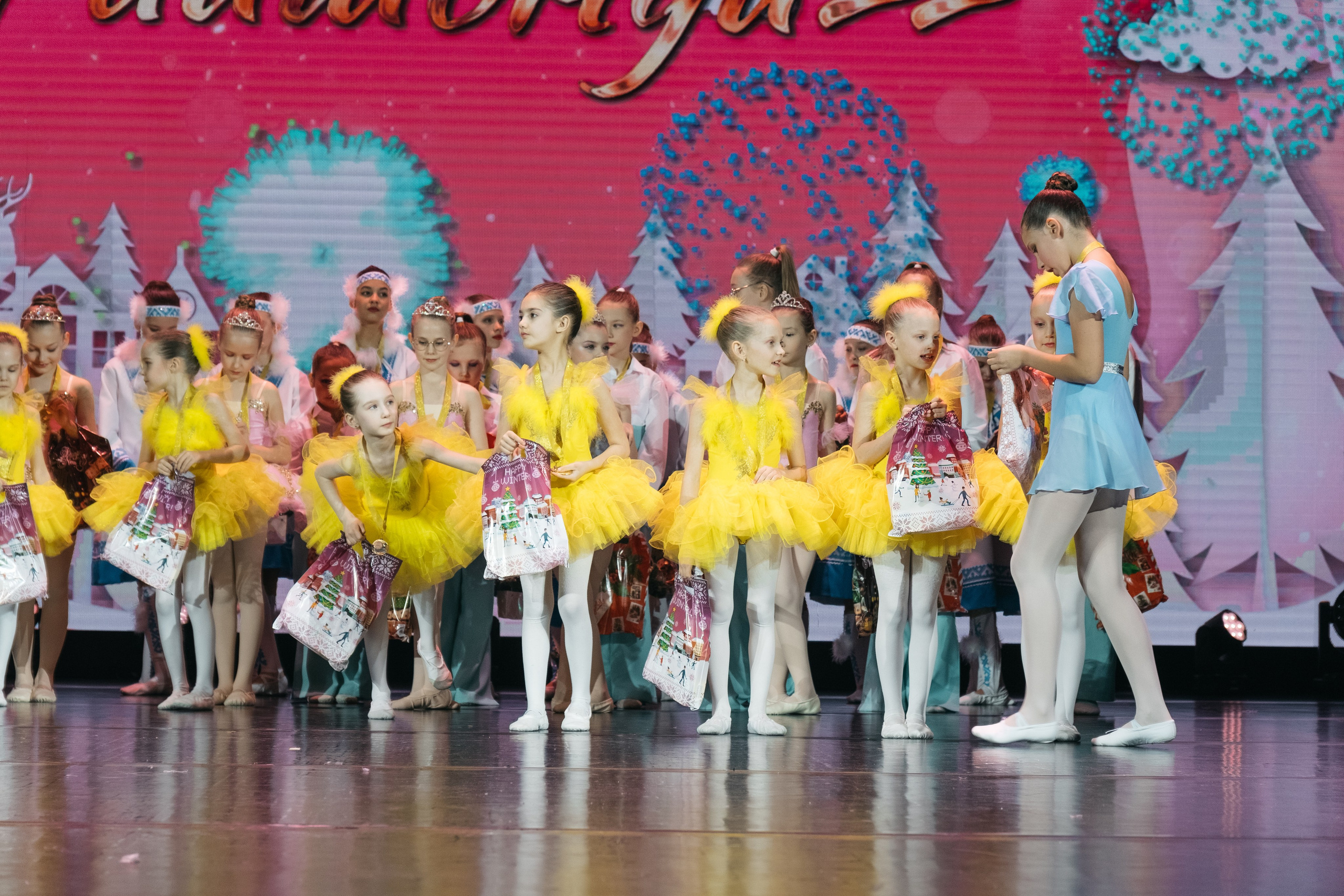 СурГУ 23.12.23. Репортажный и свадебный фотограф в Сургуте