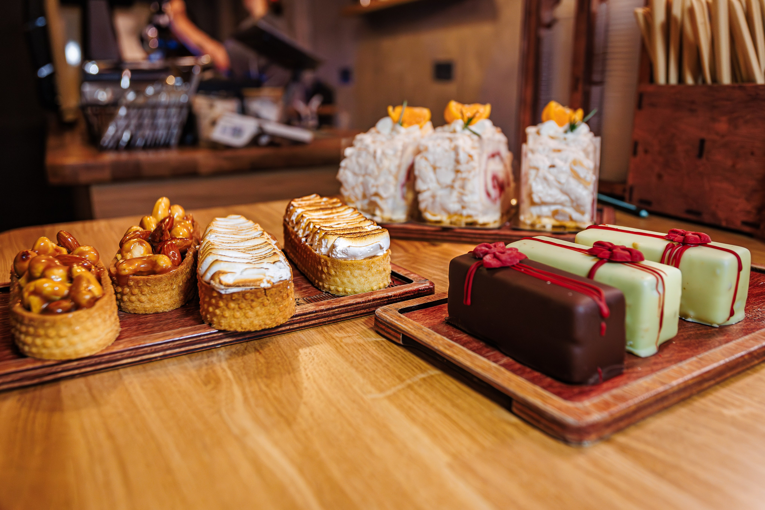 10 лет проекту «КОФЕДВИЖ» и открытие новой кофейни_Ялта_19.12.2025. Аминов Руслан | Фотограф