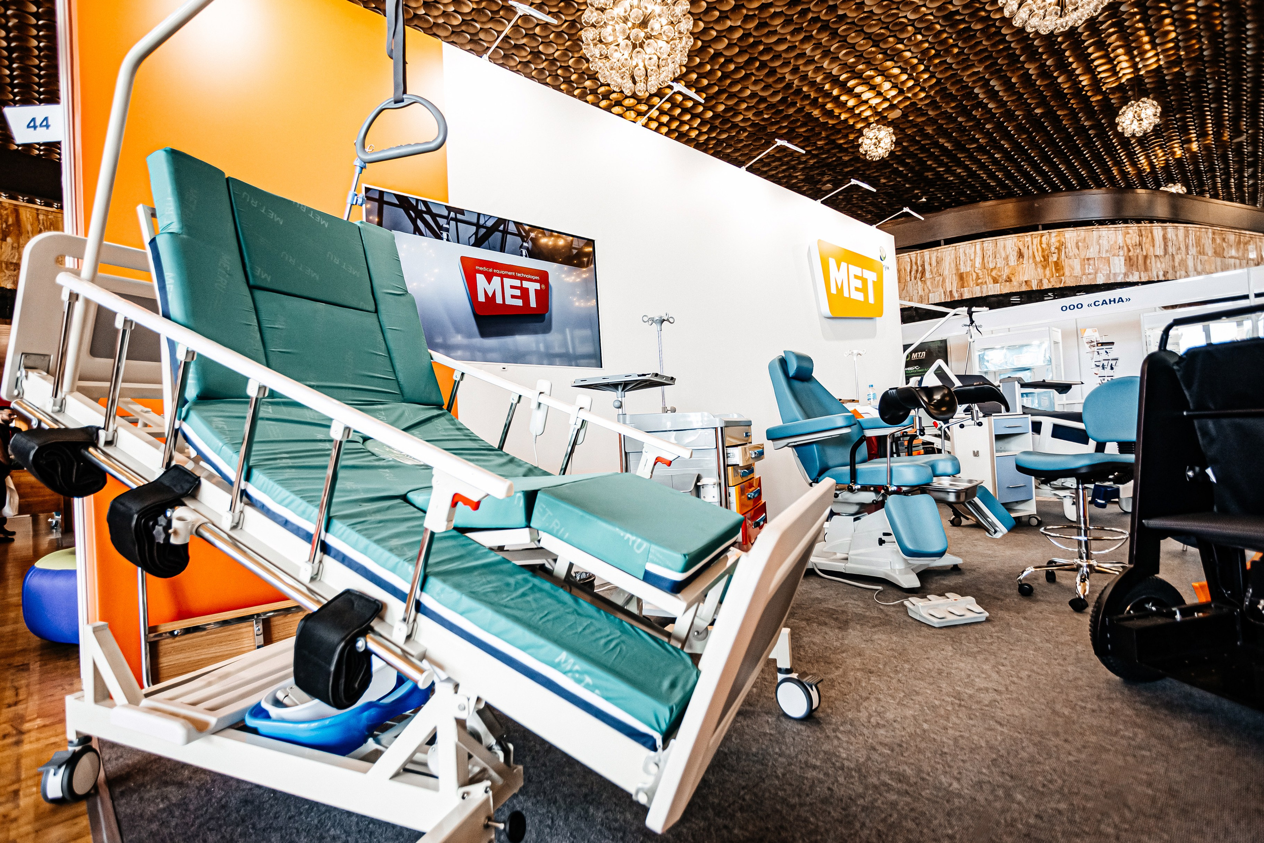 ЭКСПО КРЫМ. IХ Международная специализированная медицинская выставка «Здравоохранение. Крым 2024». Аминов Руслан | Фотограф