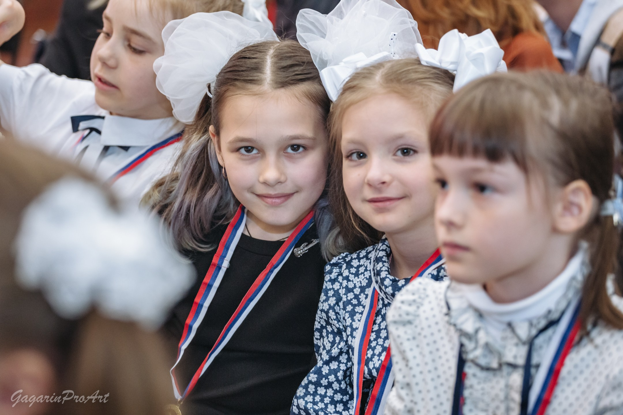 Репортаж в школе на выпускной. Фотограф на выпускной. GagarinProArt