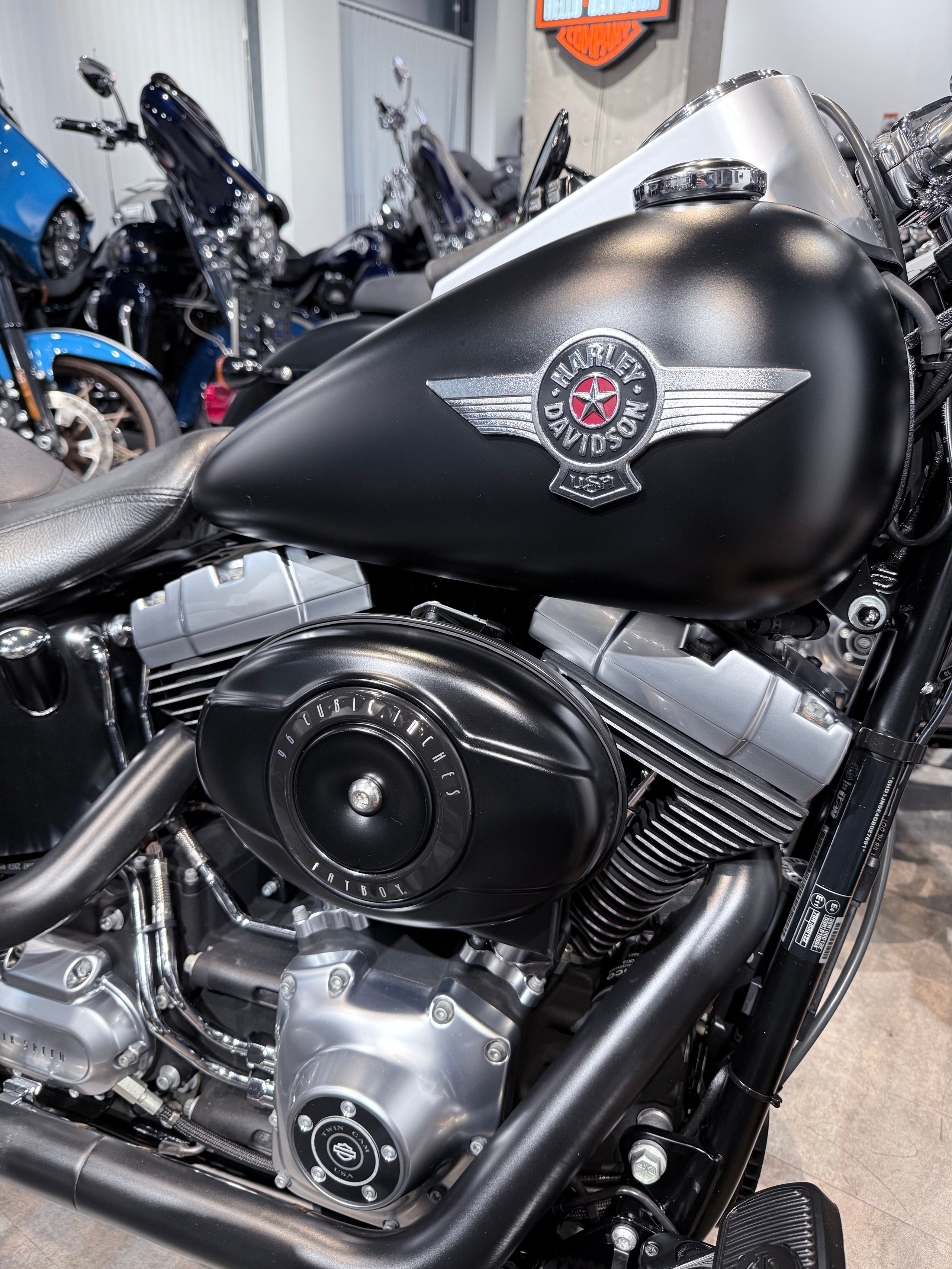 Мотоциклы Harley-Davidson 2013 Softail Black Slim ABS (Семейство Softail, Dyna). Hello Davidson, Москва. Только хорошие мотоциклы…