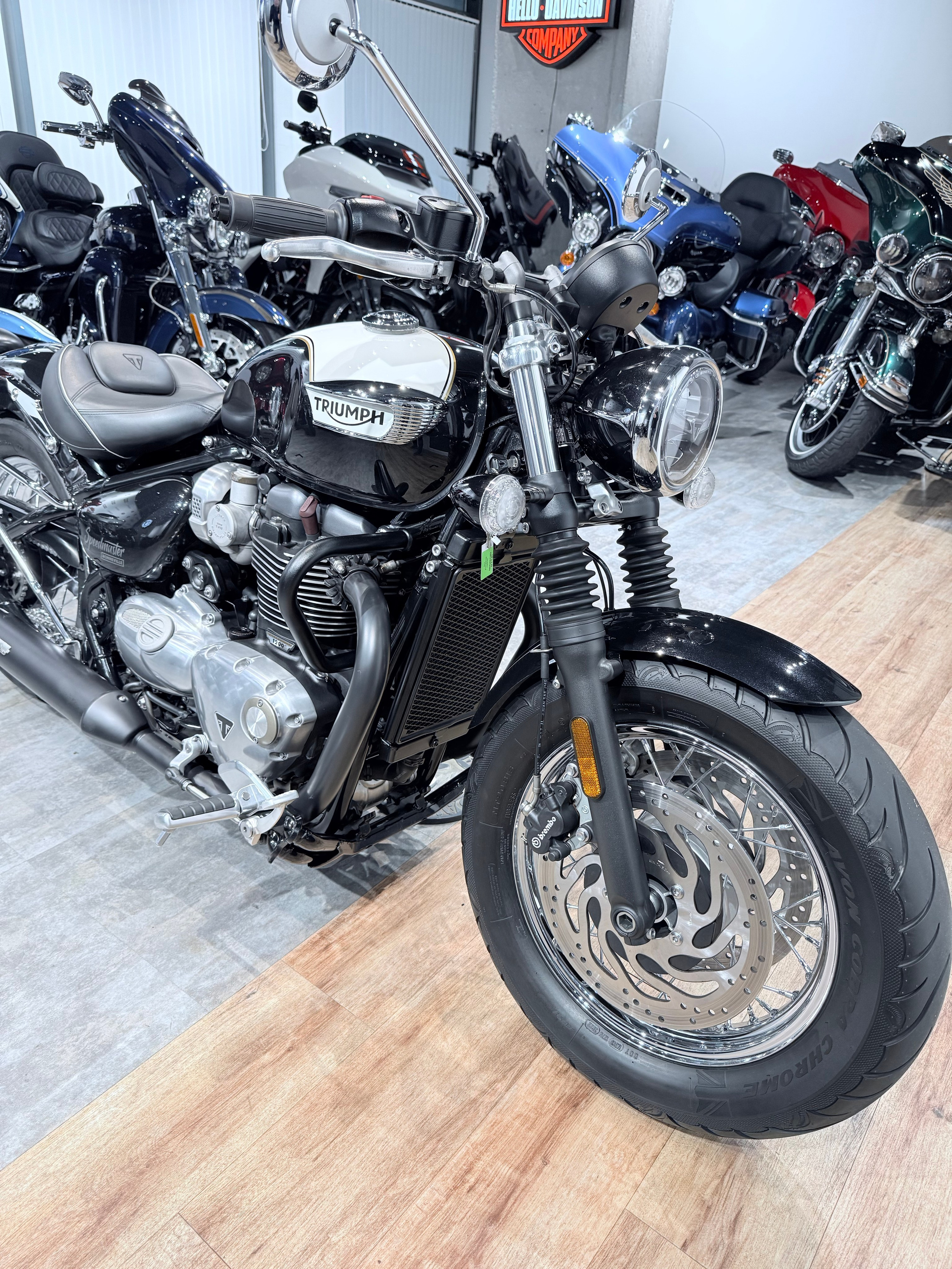 2019 Bonneville Speedmaster Bobber. Hello Davidson, Москва. Только хорошие мотоциклы…