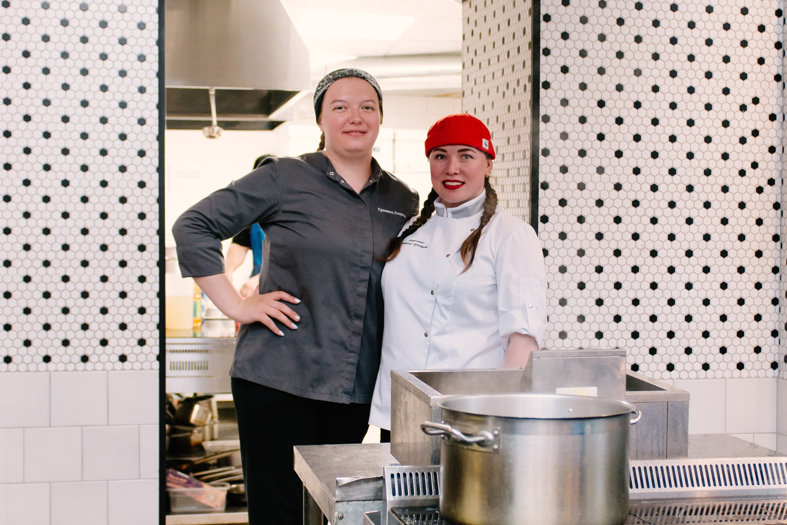 1 год ресторану Аджикинежаль. Фотограф в Челябинске Любовь Денисенко