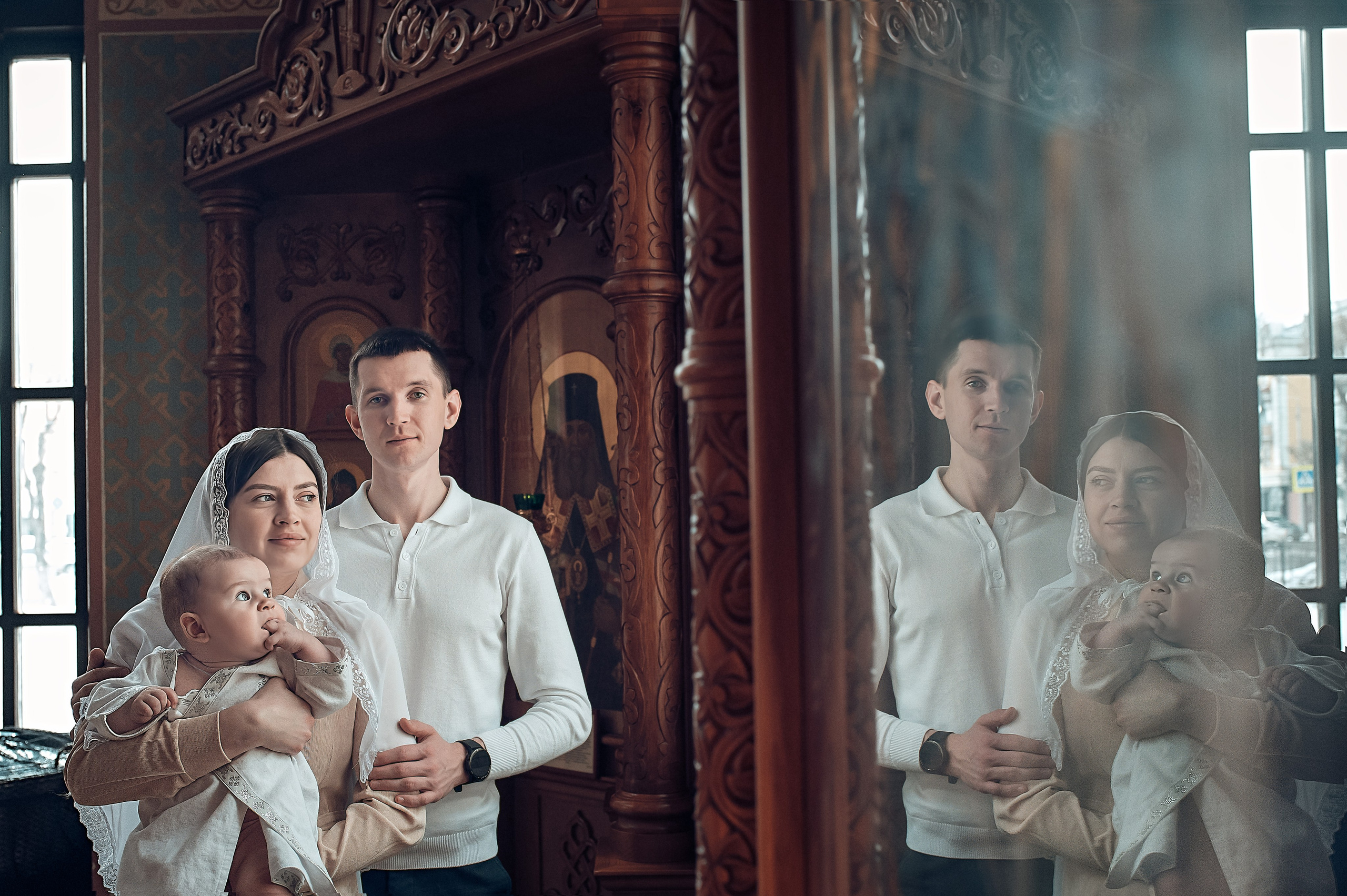 Крещение Ярослава в Храме Иоанна Предтечи. Фотографы крещения/венчания  Красноярск Татьяна и Вячеслав Переваловы