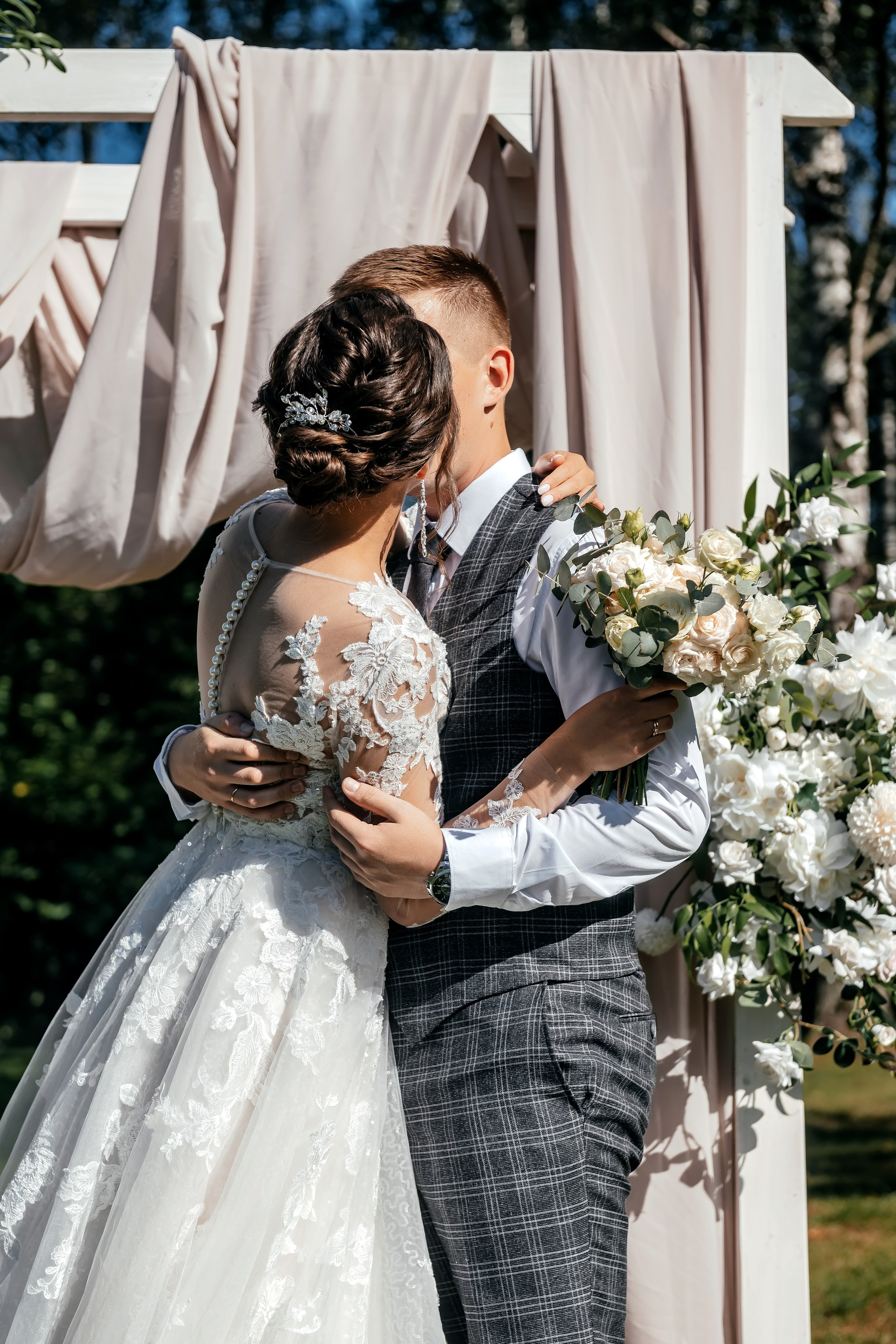 Медвежьи озера и любовь. Свадебная фотоистория. Свадебный и семейный фотограф Виктория Носачёва. Щелково, Москва и МО