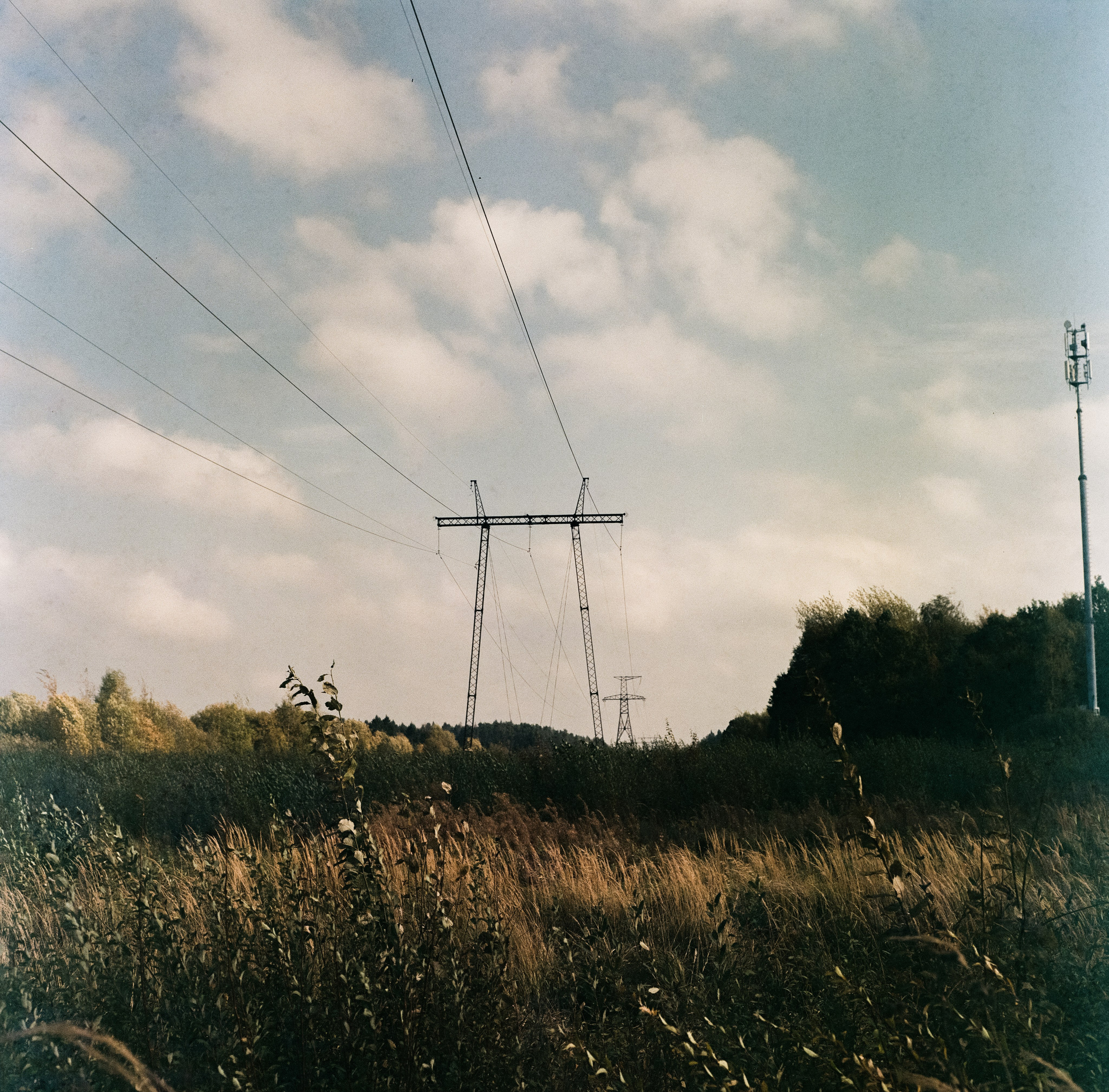 Kowa Six с объективом Kowa 85 mm f/2.8 / Fujicolor Super HR 100