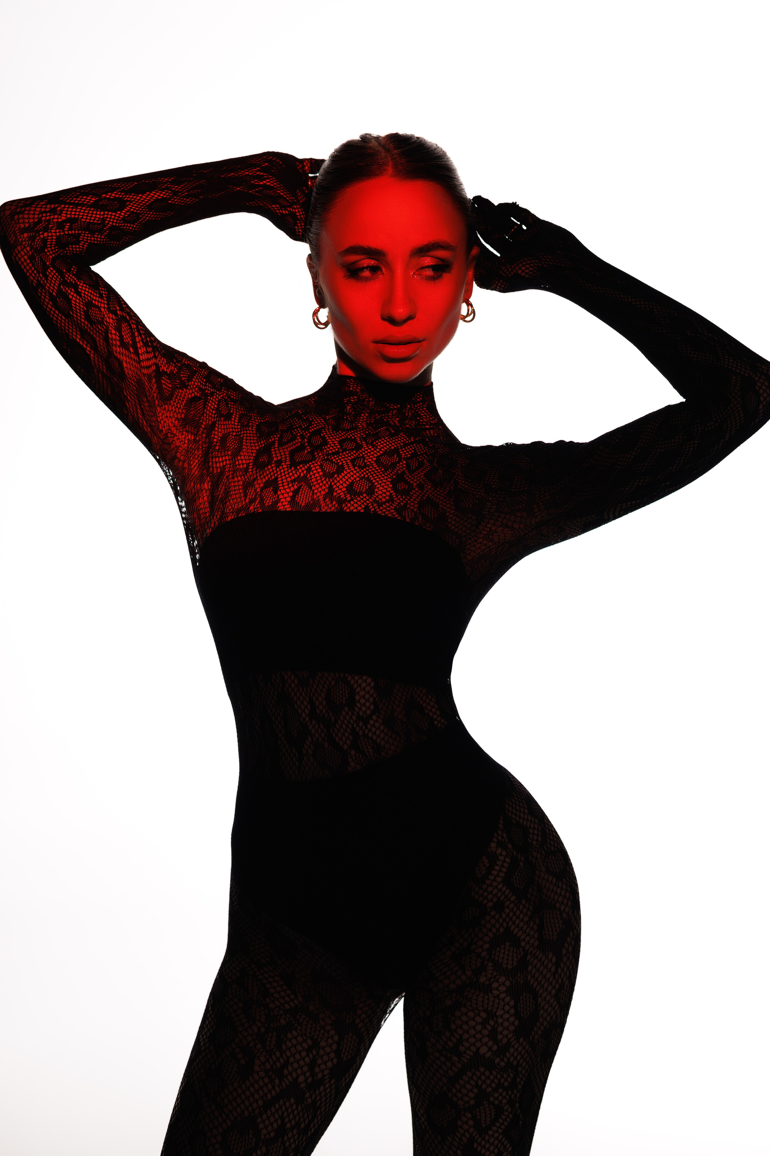 Цветной свет и фигуры. Фотограф Минск