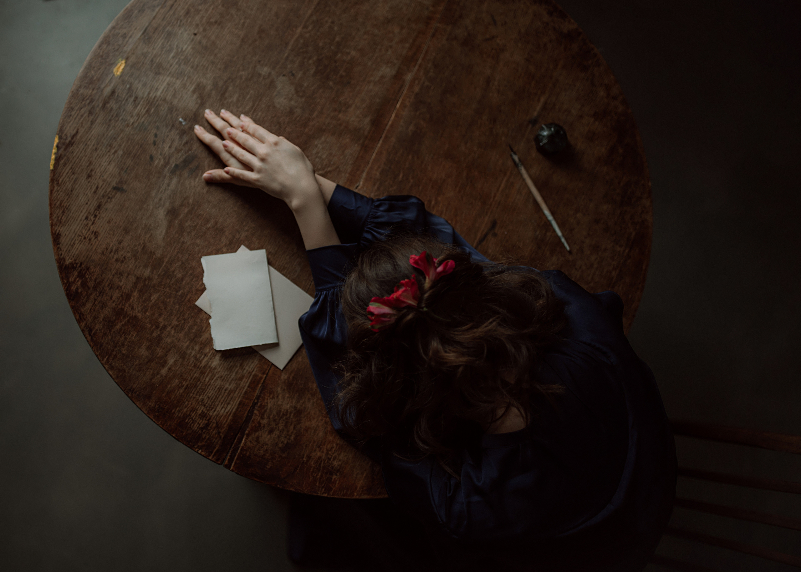 Фотосессия в студии в зимнее время без елки. Фотограф Санкт-Петербург женский портрет Екатерина Коваль