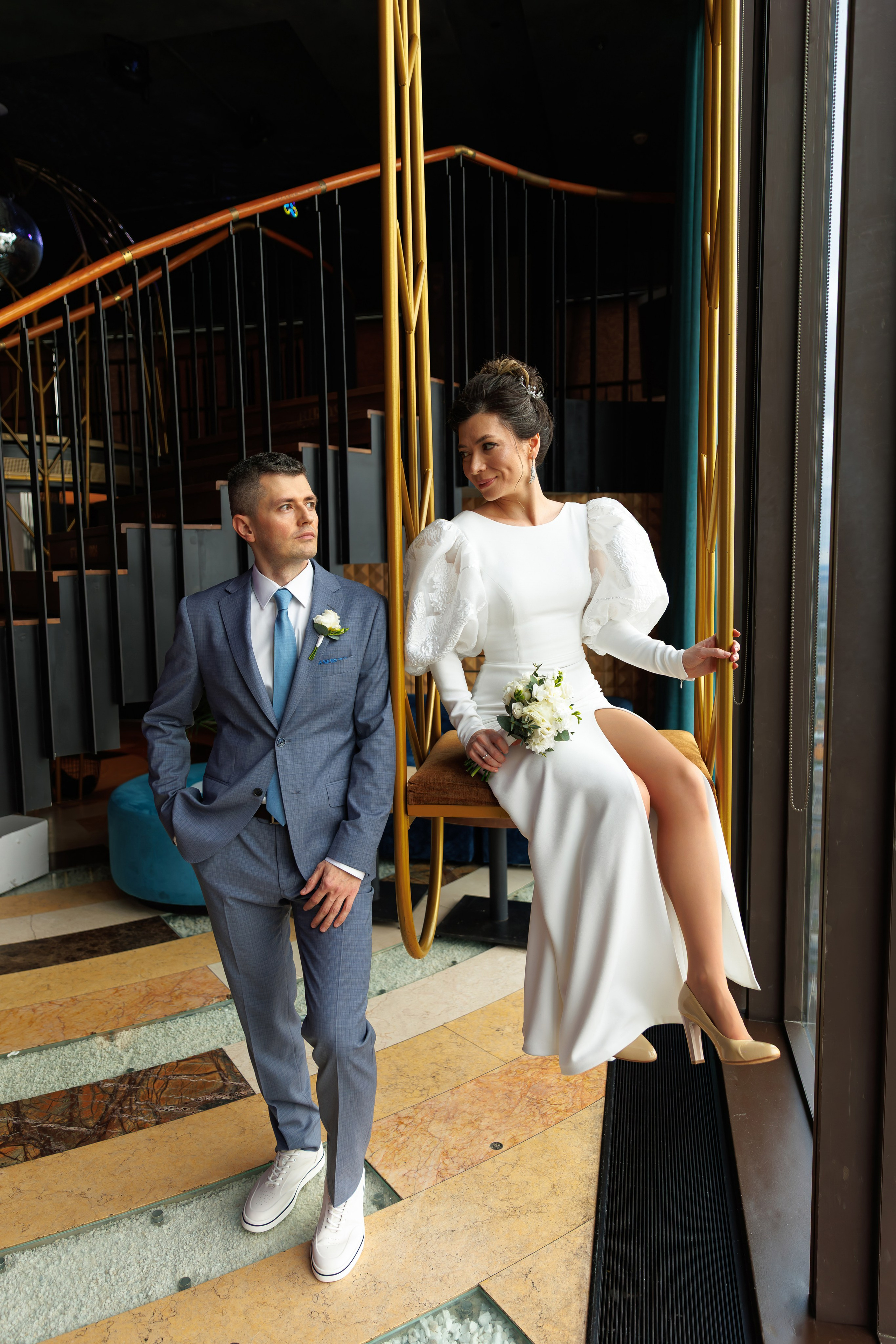 Свадебная фотосессия в библиотеке читальне им Пушкина. Свадебный фотограф Москва и МО Сергей Киржаев