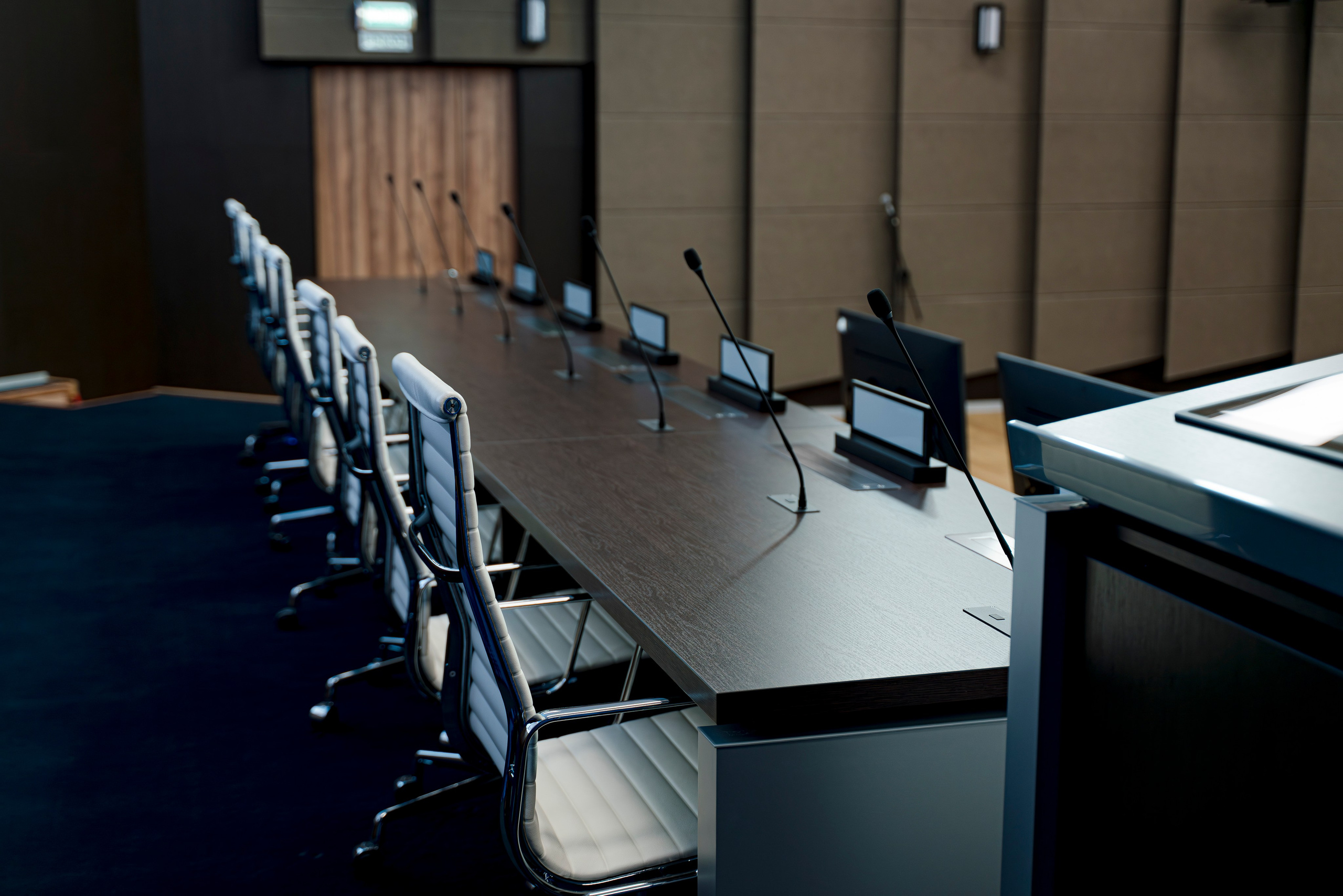 Фото и видеосъёмка готовых объектов. Видеограф для бизнеса в Санкт-Петербурге и Москве