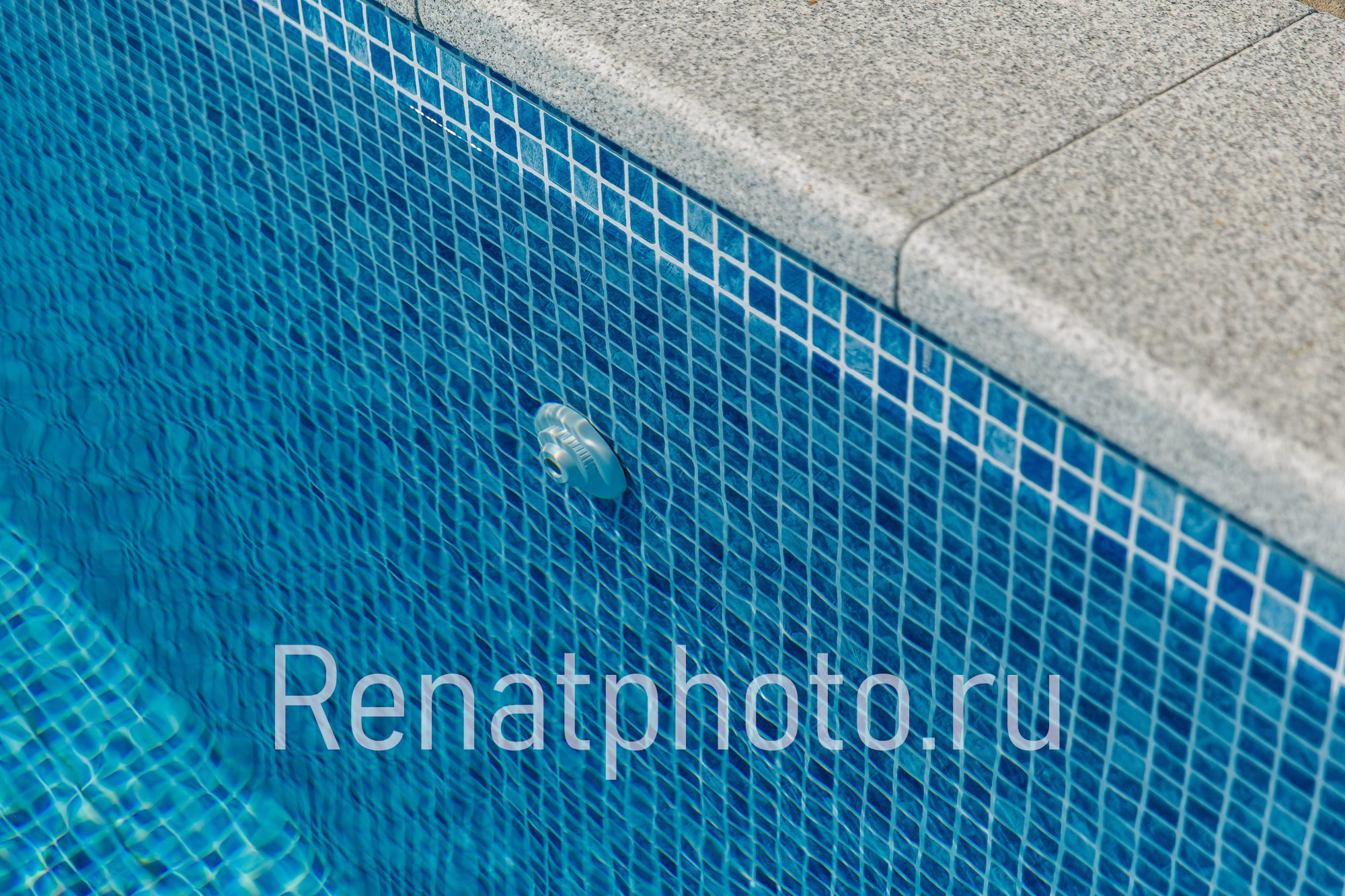 Renatphoto-Фотосъёмка бассейнов для строительных организаций. Профессиональный фотограф  интерьеров, предметная фотосъёмка, фото блюд для меню  г. Анапа