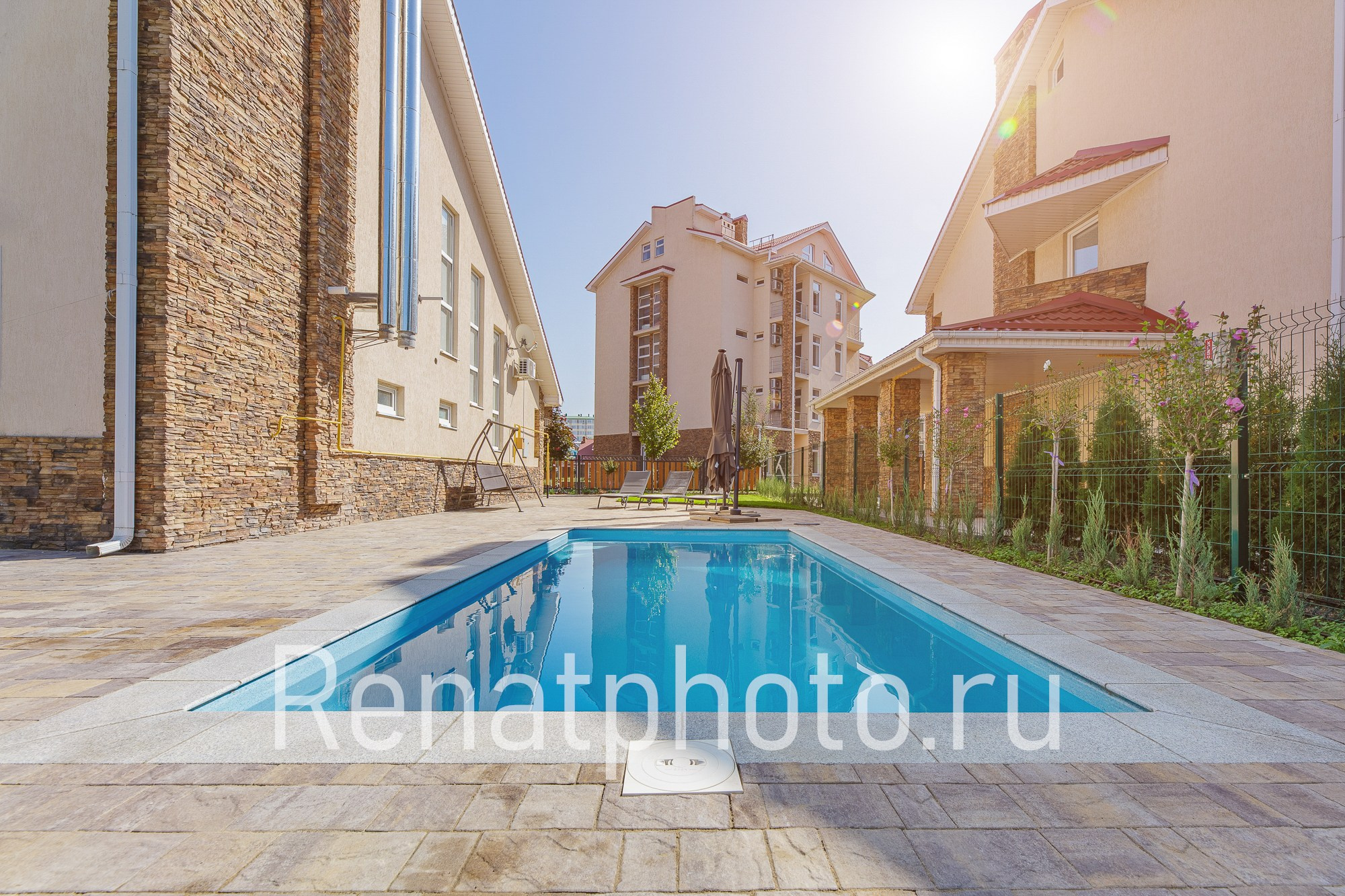 Renatphoto-Фотосъёмка бассейнов для строительных организаций. Профессиональный фотограф  интерьеров, предметная фотосъёмка, фото блюд для меню  г. Анапа
