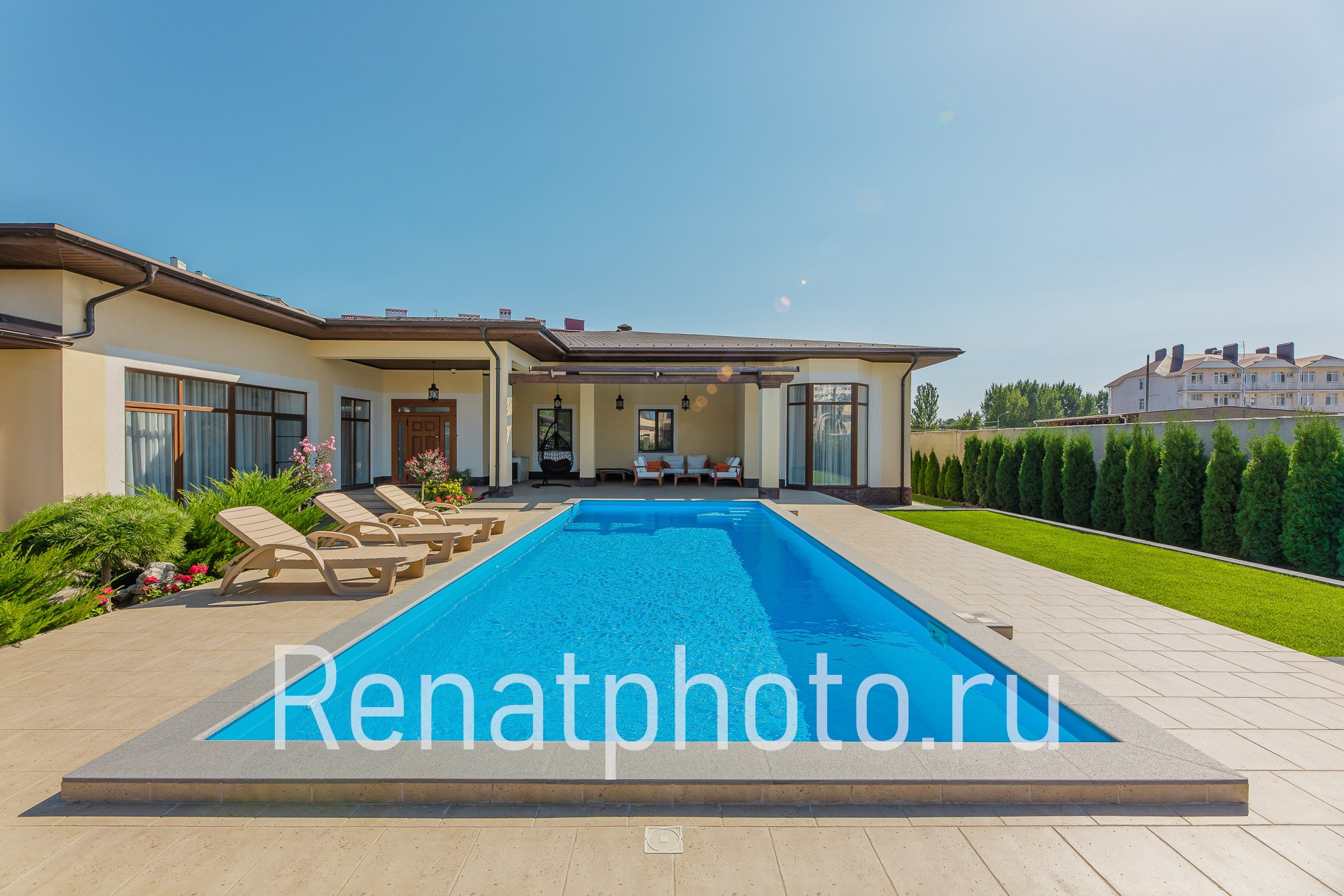Renatphoto-Фотосъёмка бассейнов для строительных организаций. Профессиональный фотограф  интерьеров, предметная фотосъёмка, фото блюд для меню  г. Анапа