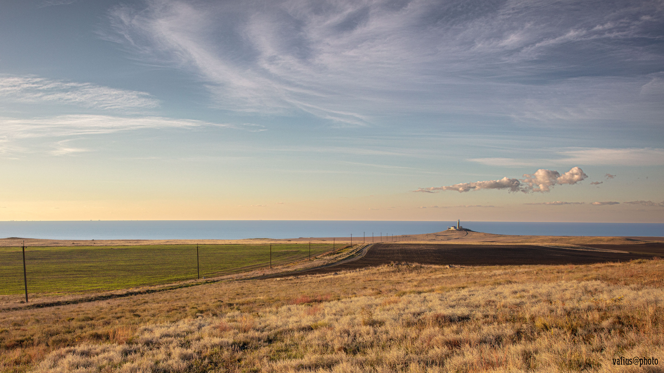 Крым. Рассвет. Кыз-Аульский маяк.