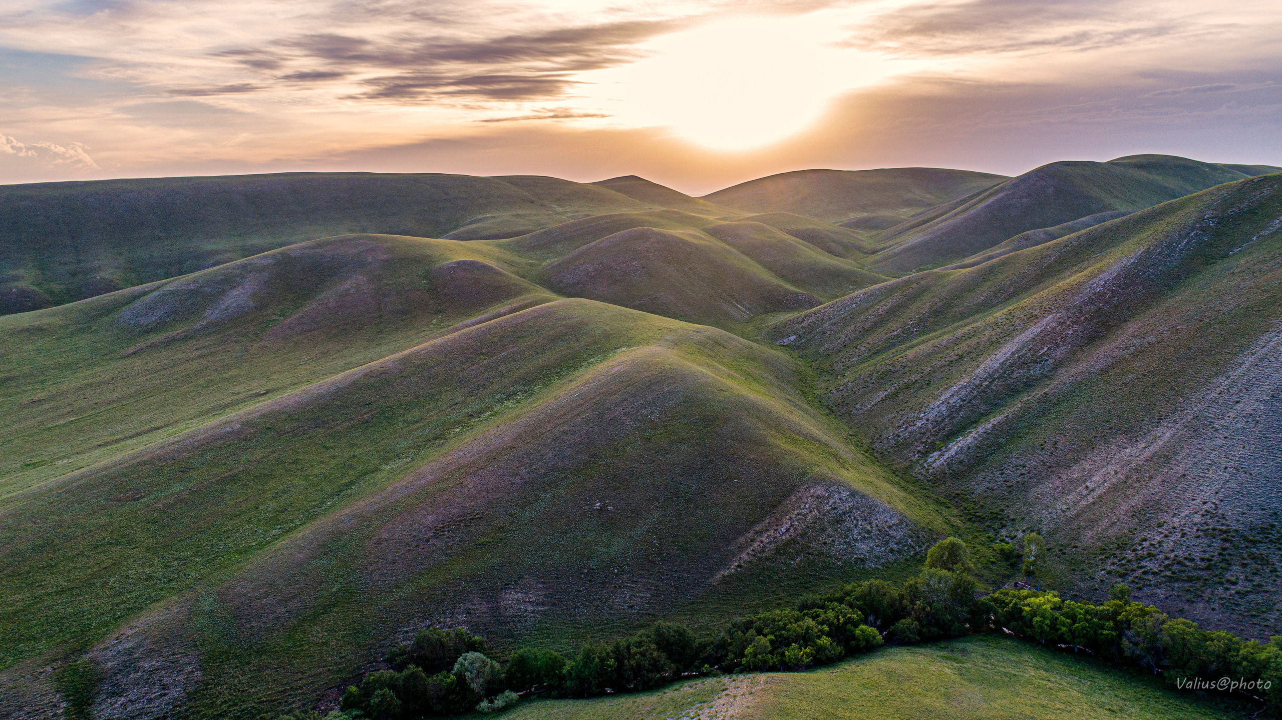 Долгие горы. Оренбургская область. Закат. Урал.