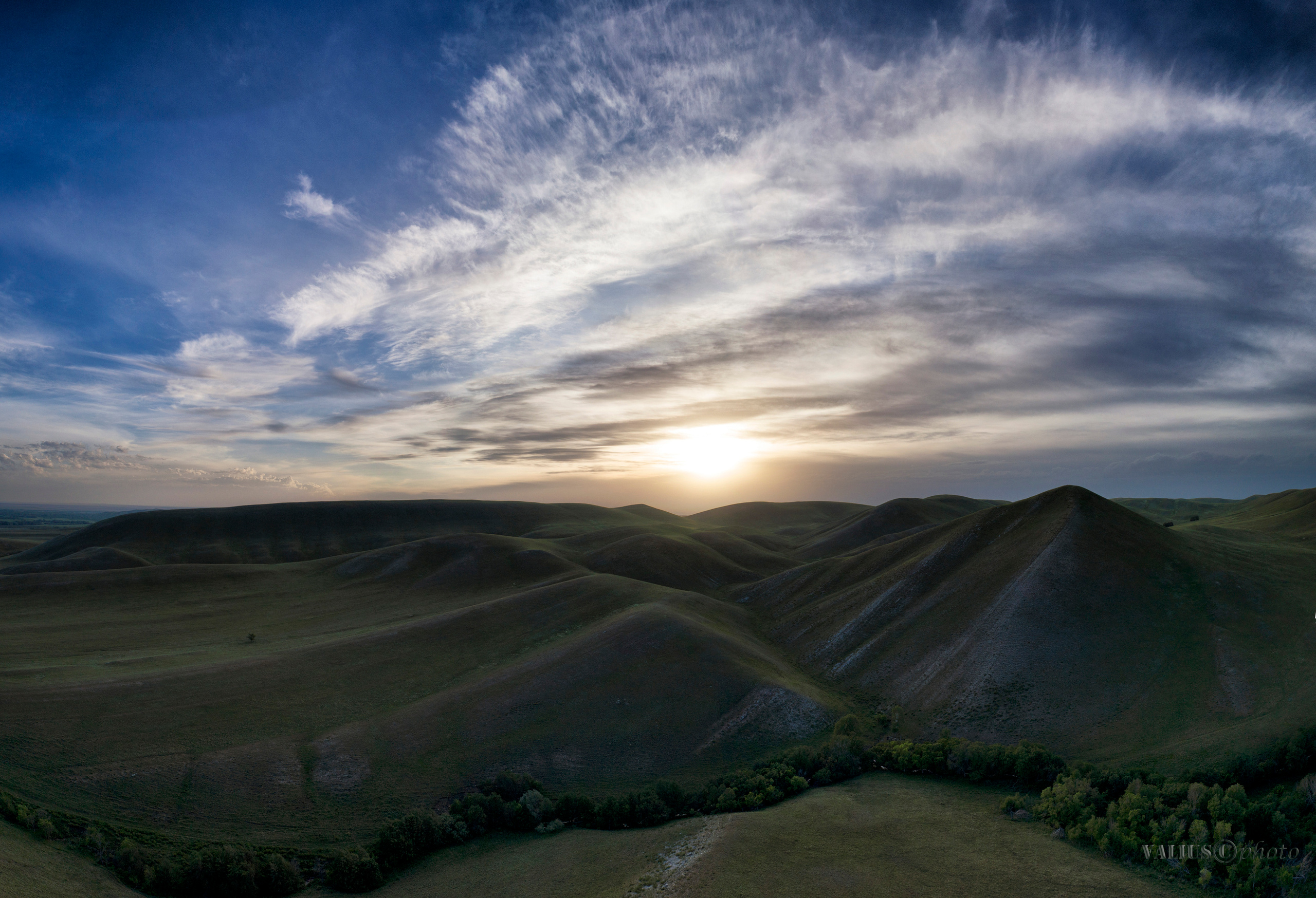 Долгие горы. Оренбургская область. Закат. Урал.