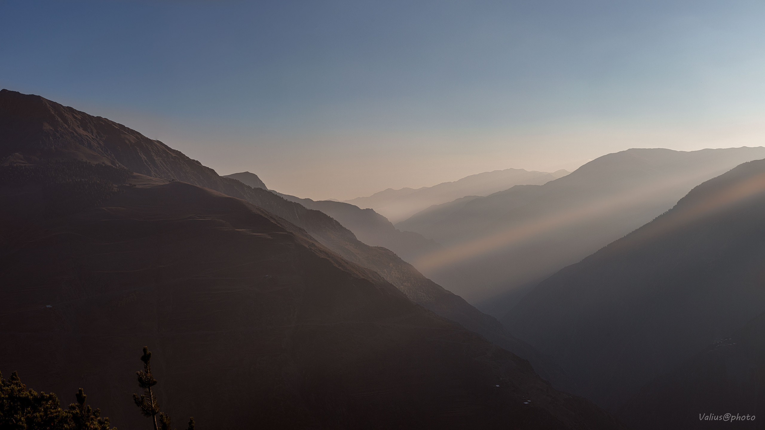 Дагестан. Закат в горах.