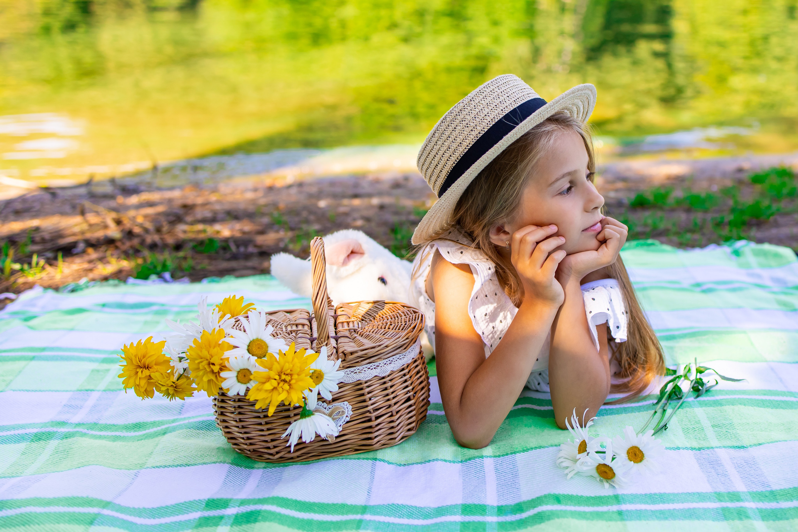 Настя и Катя пикник. Оксана Ромашкина- семейный и ньюборн фотограф из Москвы