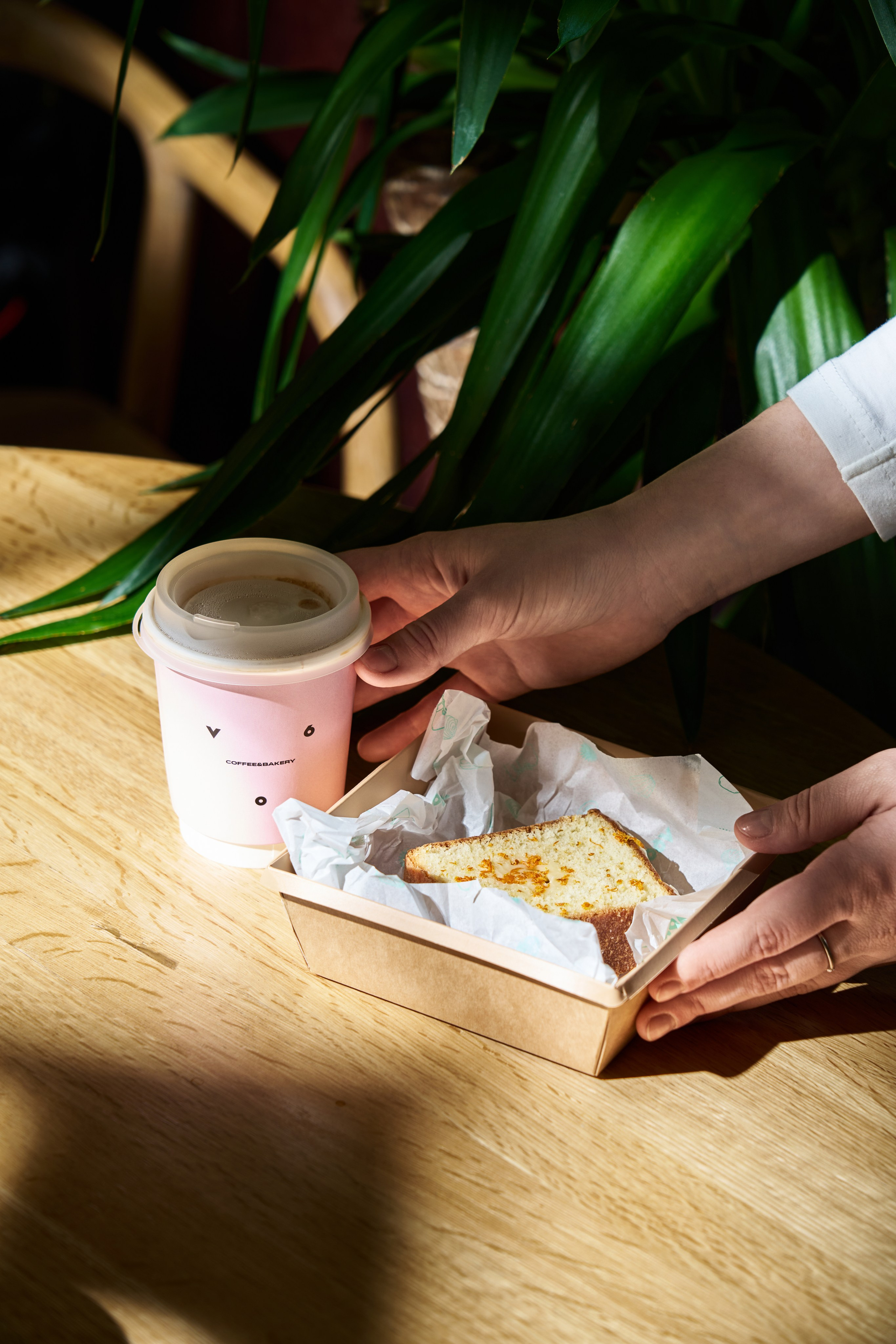 V60 Coffee & Bakery. Фуд — предметный фотограф в Москве