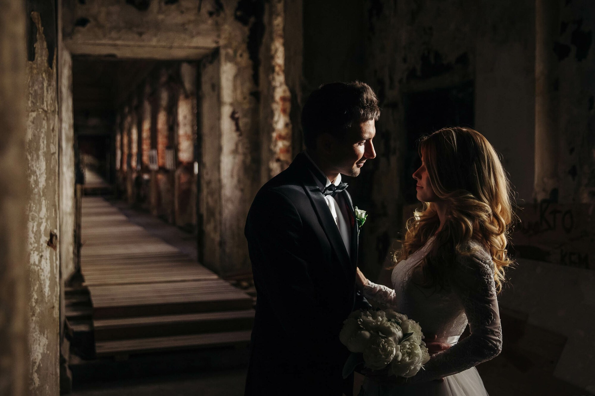 Романтичная свадьба в отеле Four Seasons. Свадебный фотограф в Санкт-Петербурге и Москве Андрей Нестеров