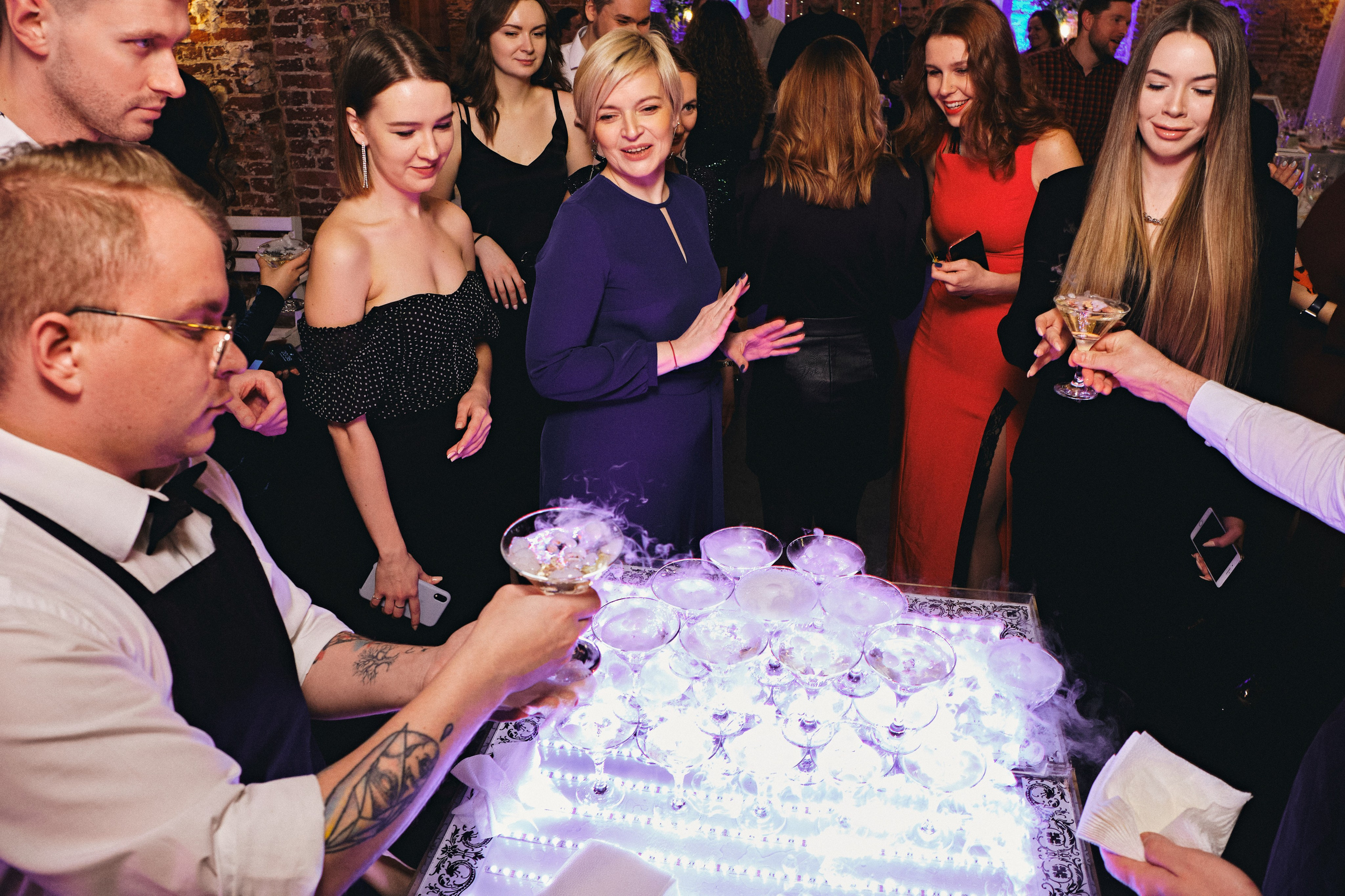 Фотограф на новогодний корпоратив в СПб. Семейные и свадебные фотосессии в СПб, в студии, на улице, на природе