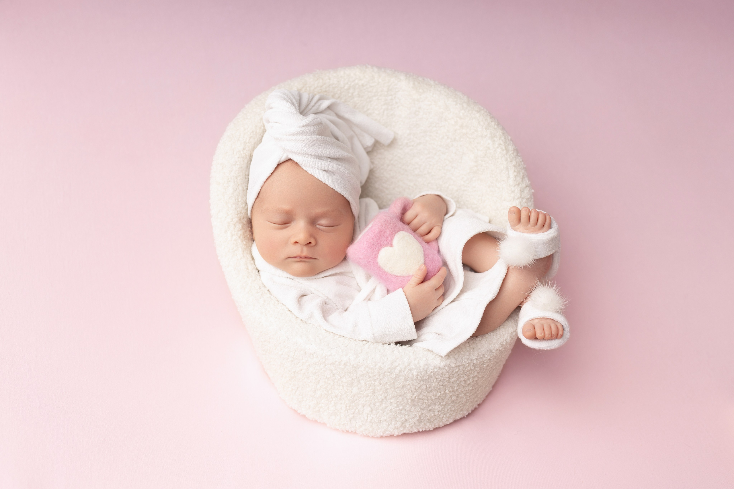 Newborn девочки. Фотограф новорожденных Модяева Ирина