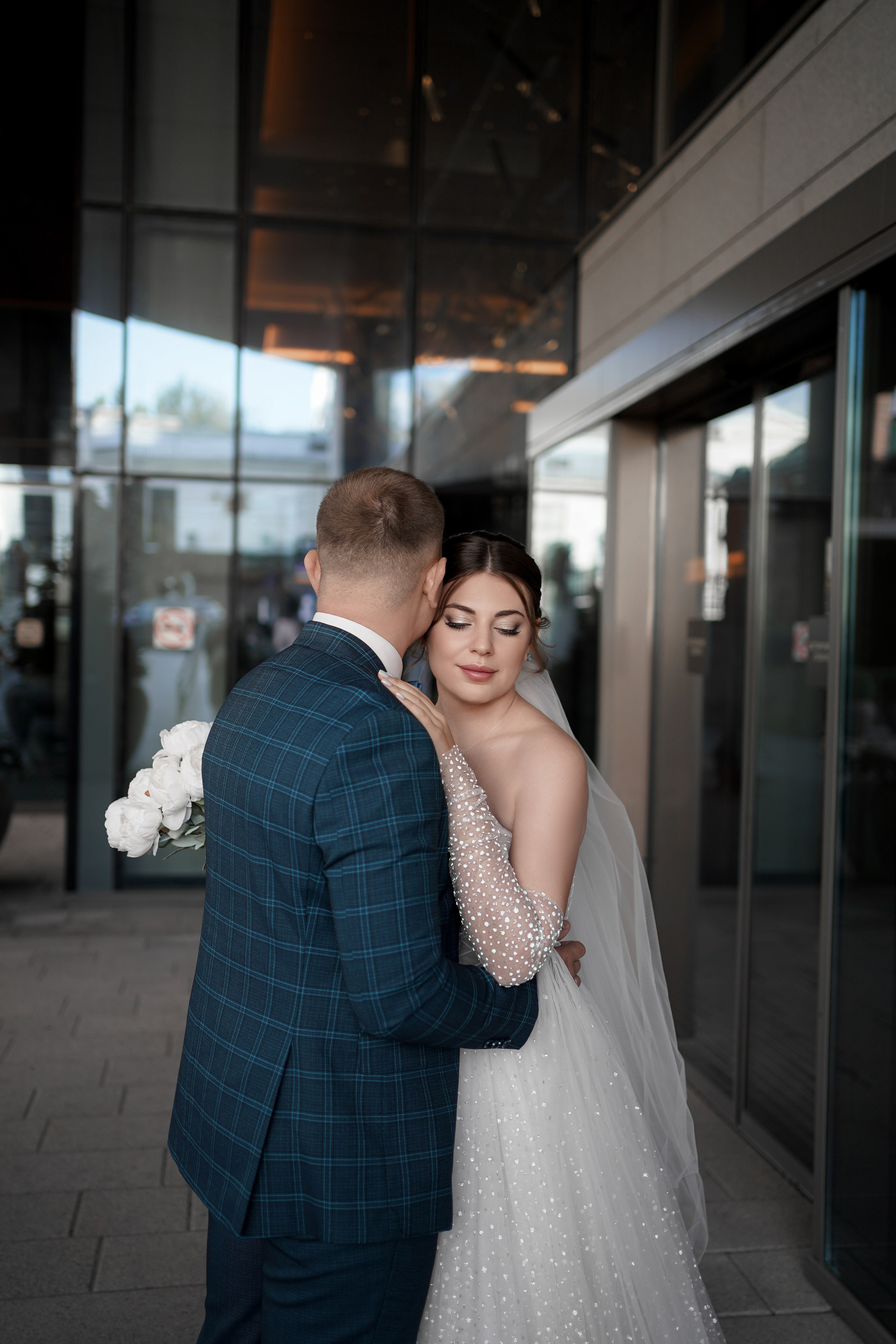 Свадебная фотосессия в отеле Хаятт. Свадебный фотограф в Ростове-на-Дону. Таинство Крещения и Венчания, семейные фотосессии. Алёна Чёботова