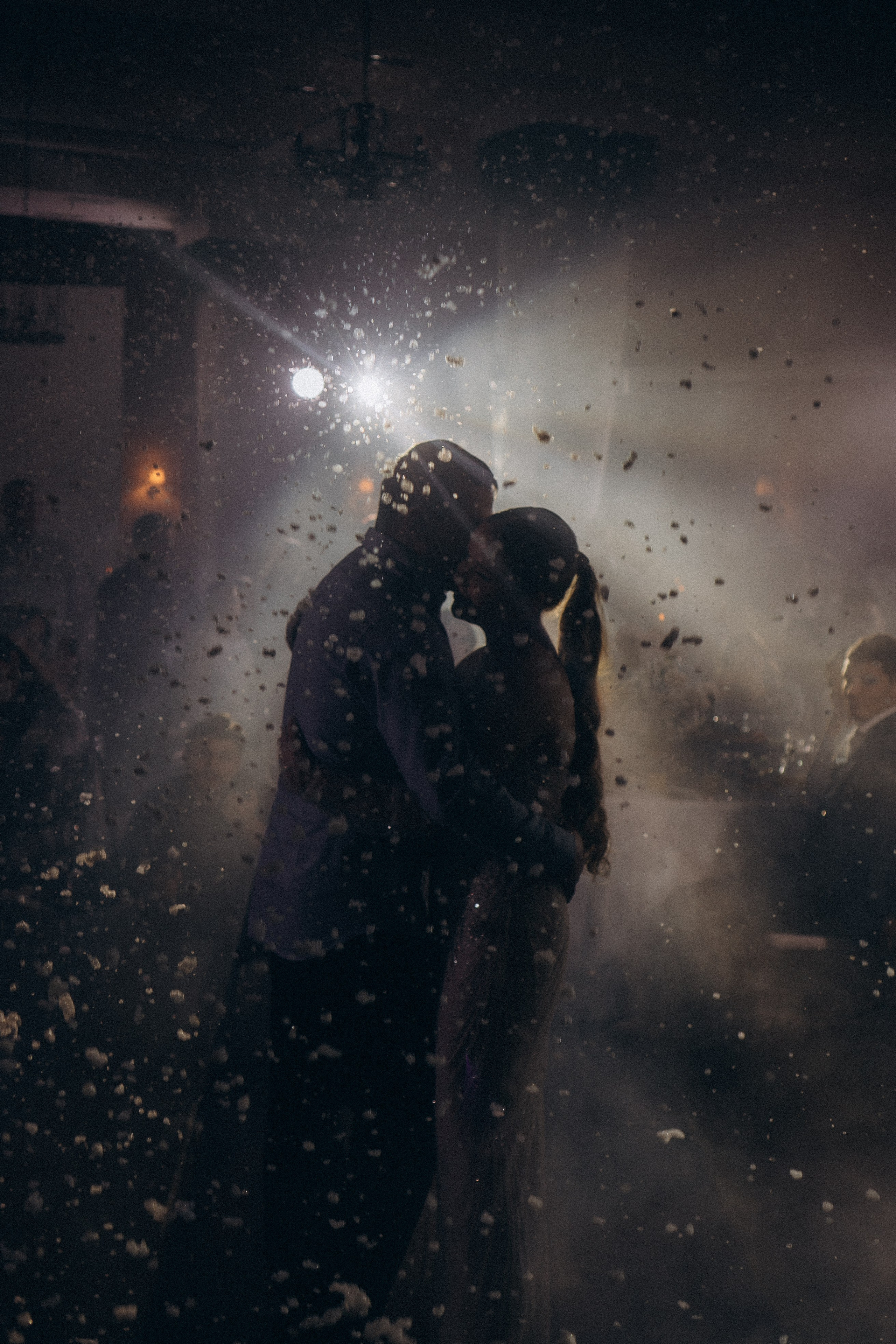 СВАДЕБНАЯ СЬЕМКА СБОРОВ В ОТЕЛЕ И ВЫЕЗД НА ЦЕРЕМОНИЮ (СНЯТО В СИБИРЕ В НИЖНЕВАРТОВСКЕ). Профессиональный фотограф, Санкт-Петербург — Виктория Богомолова