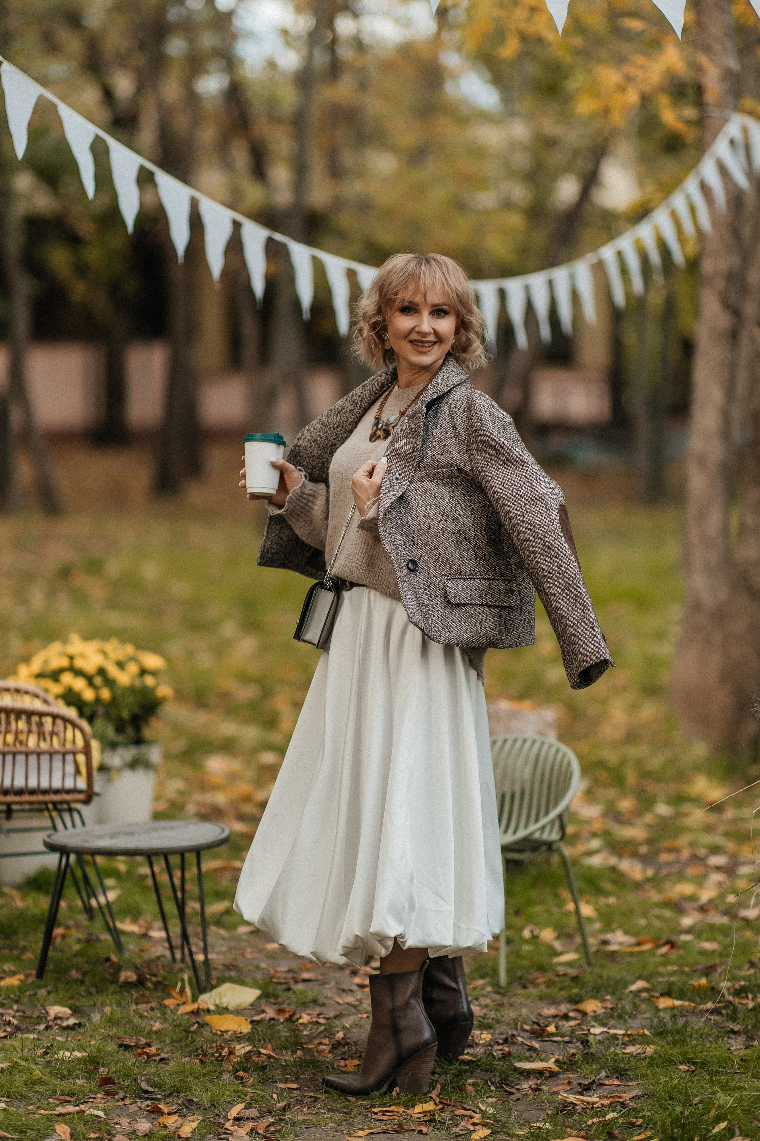 Маша и осень