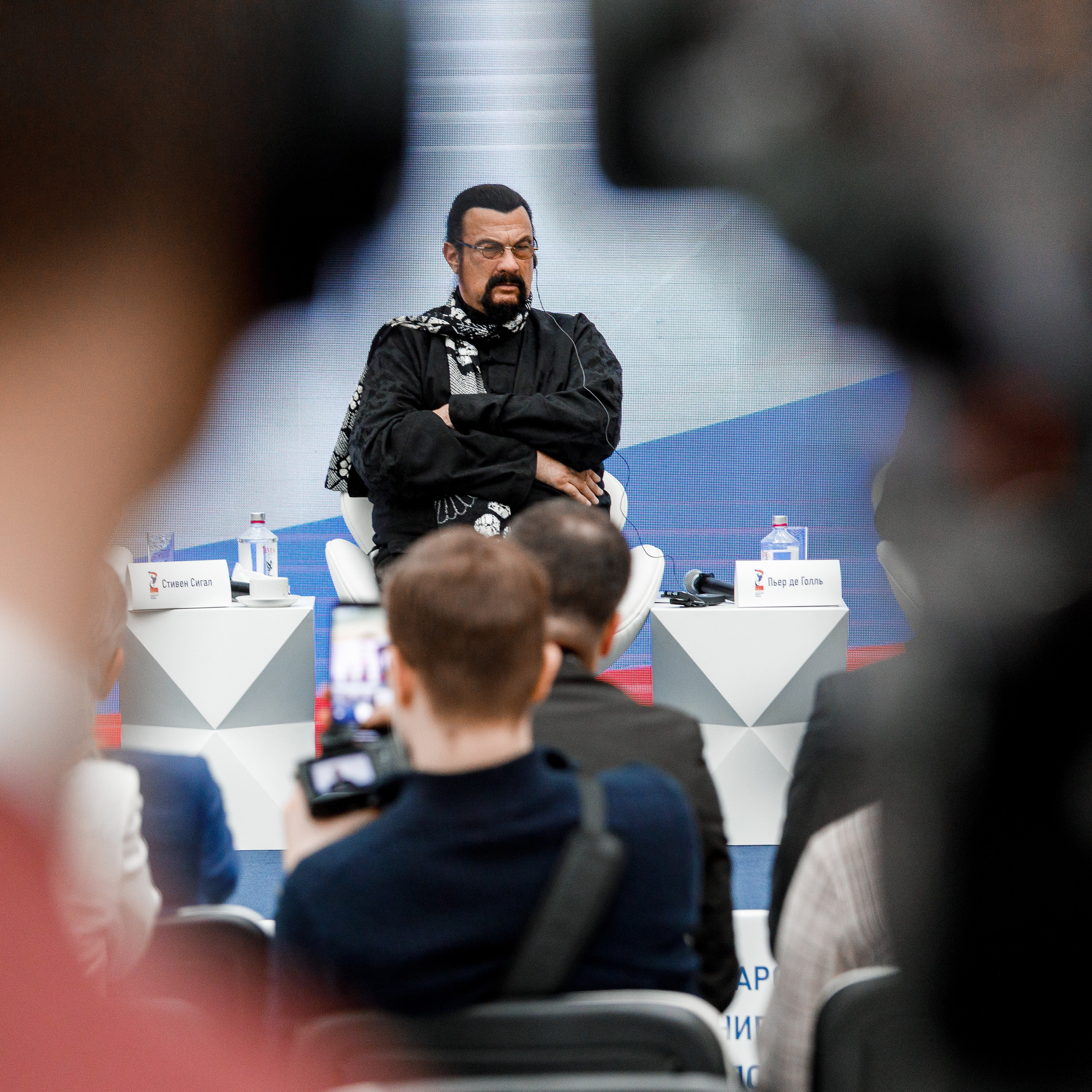 Собрание русофилов. Репортажный фотограф Борис Геер