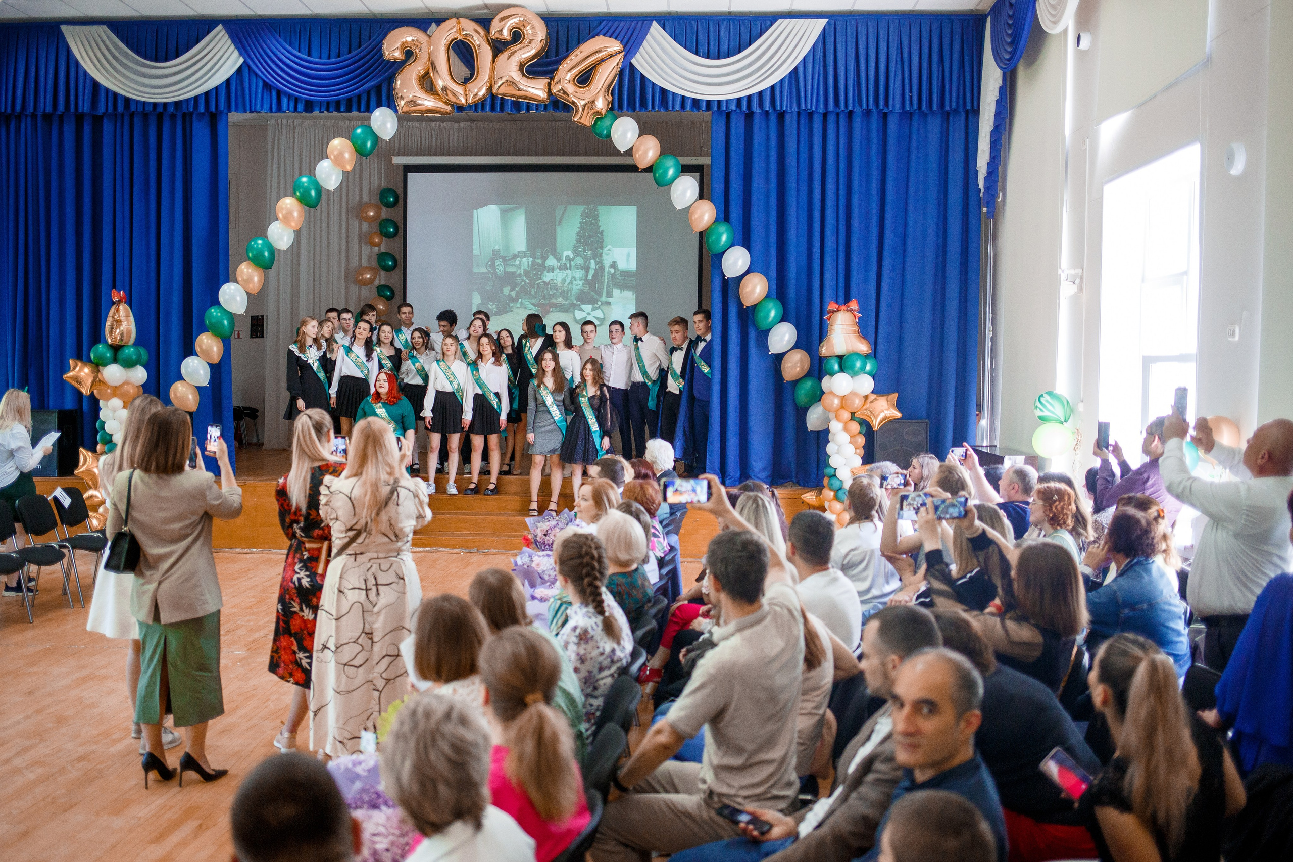 Последний звонок 2024. Репортажный фотограф Борис Геер