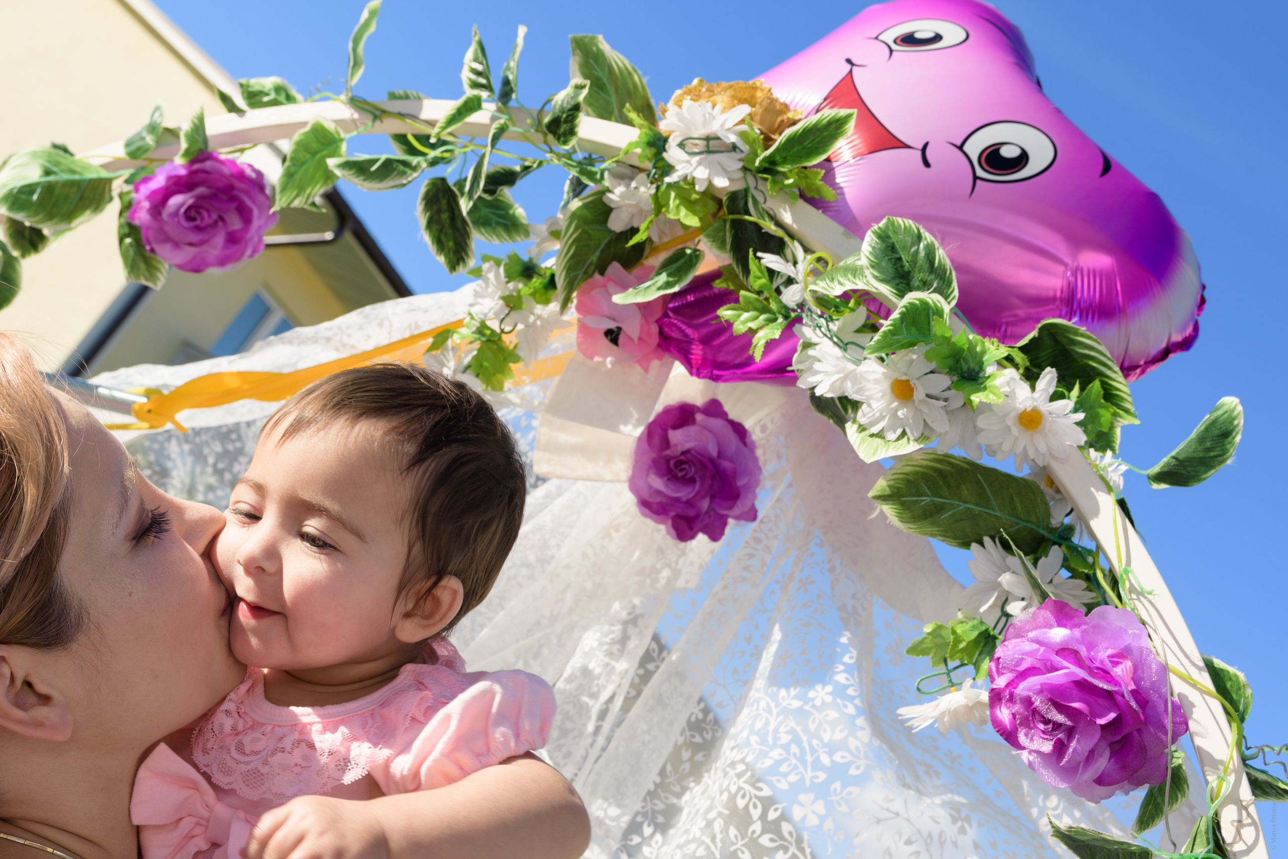 Праздник первого зубика Элины. Семейный и индивидуальный фотограф Life style в Санкт-Петербурге Мария