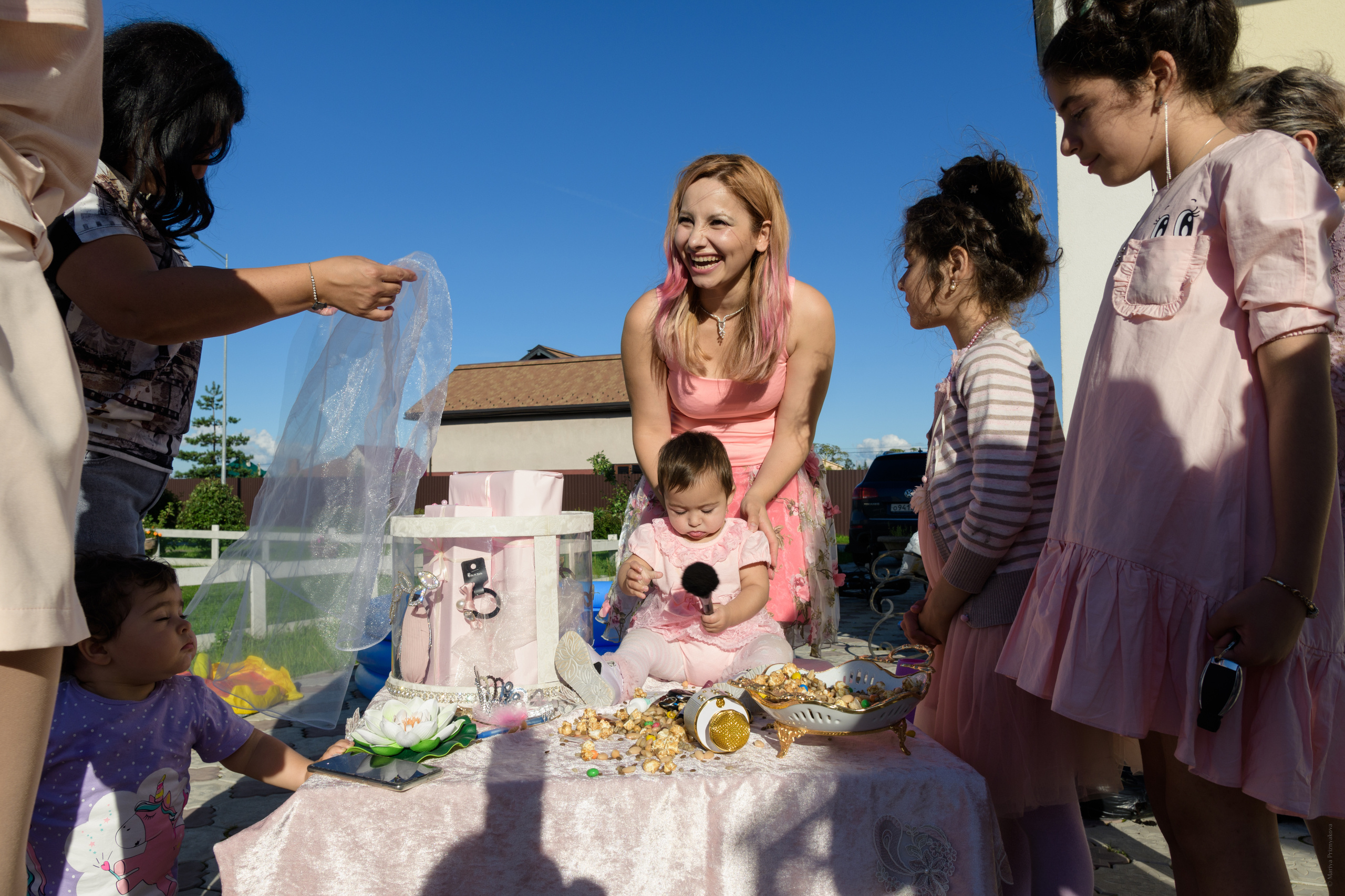 Праздник первого зубика Элины. Семейный и индивидуальный фотограф Life style в Санкт-Петербурге Мария