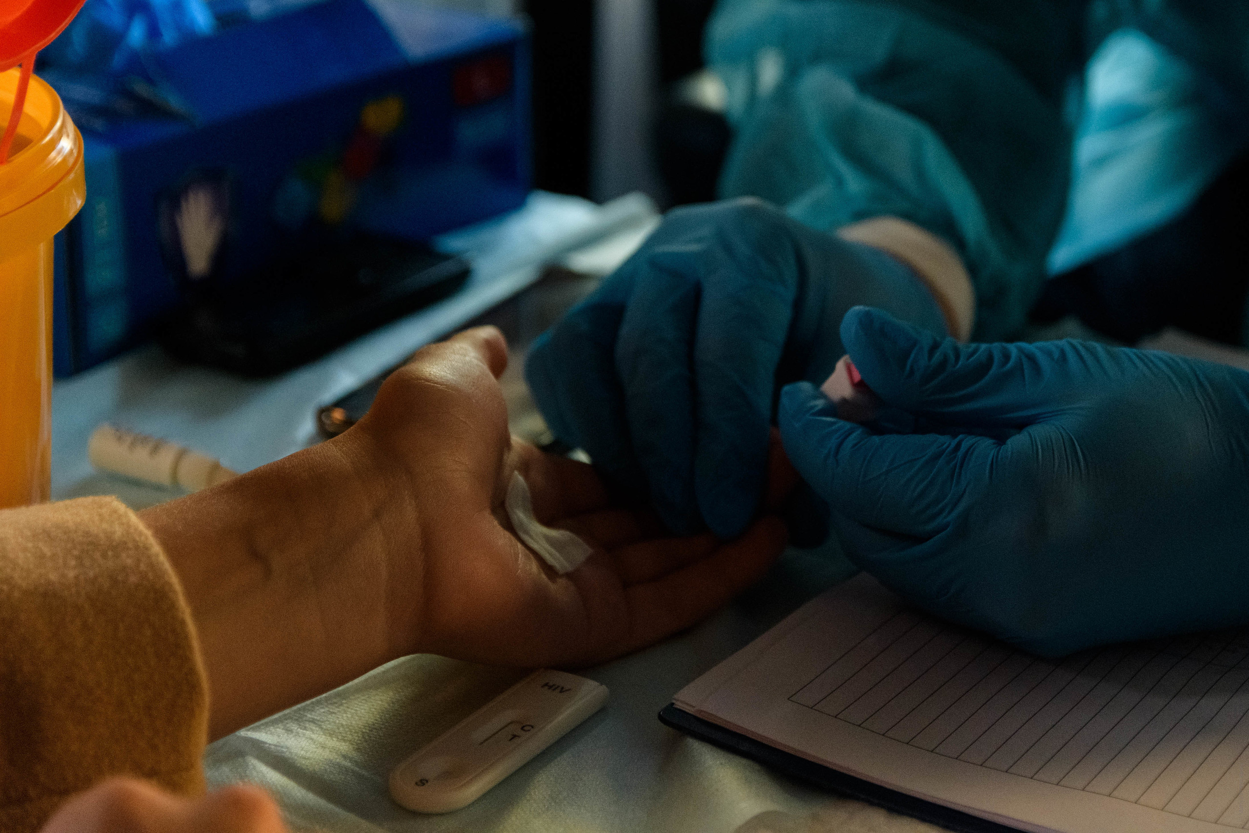 Передвижной пункт тестирования на ВИЧ. Семейный и индивидуальный фотограф Life style в Санкт-Петербурге Мария