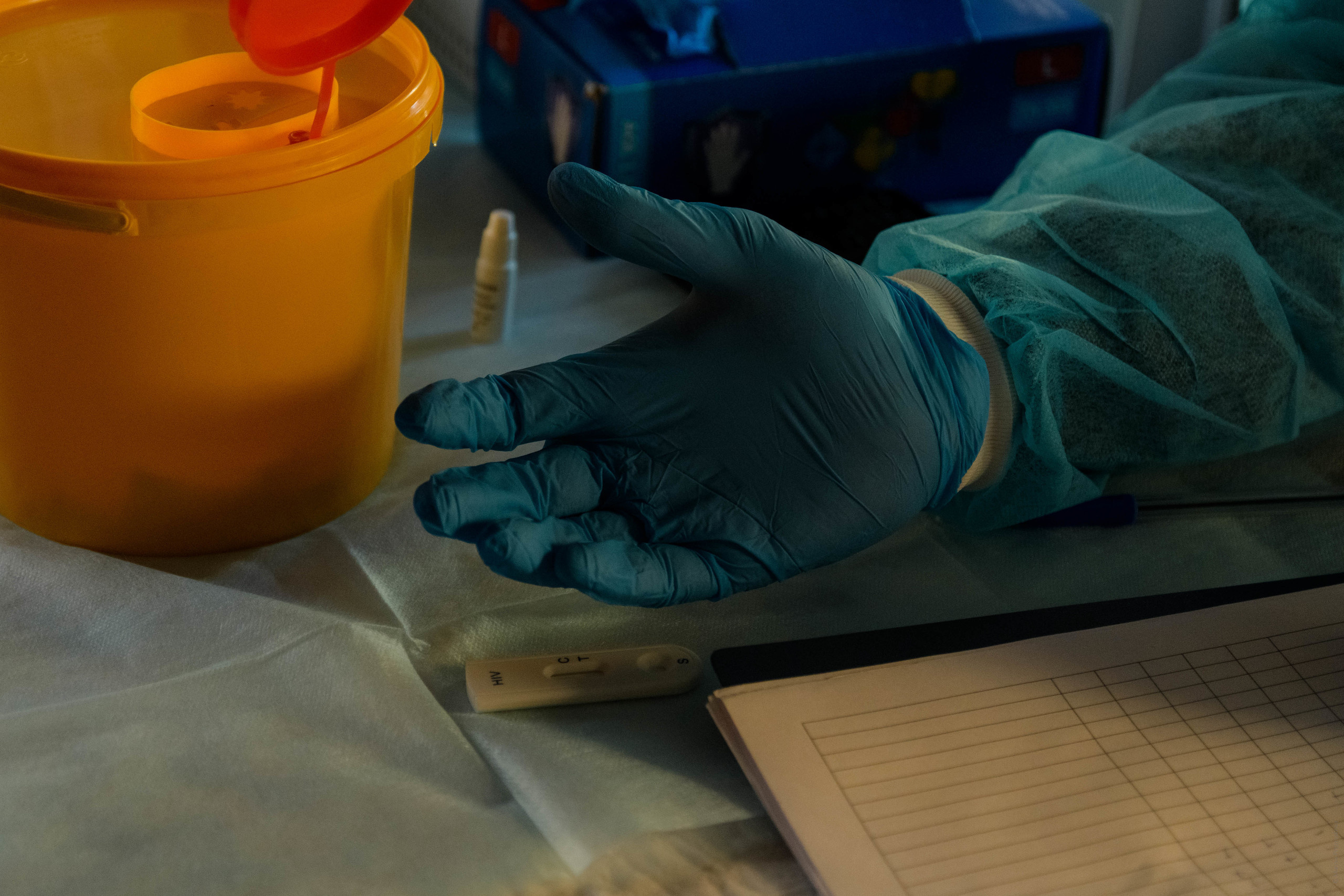 Передвижной пункт тестирования на ВИЧ. Семейный и индивидуальный фотограф Life style в Санкт-Петербурге Мария