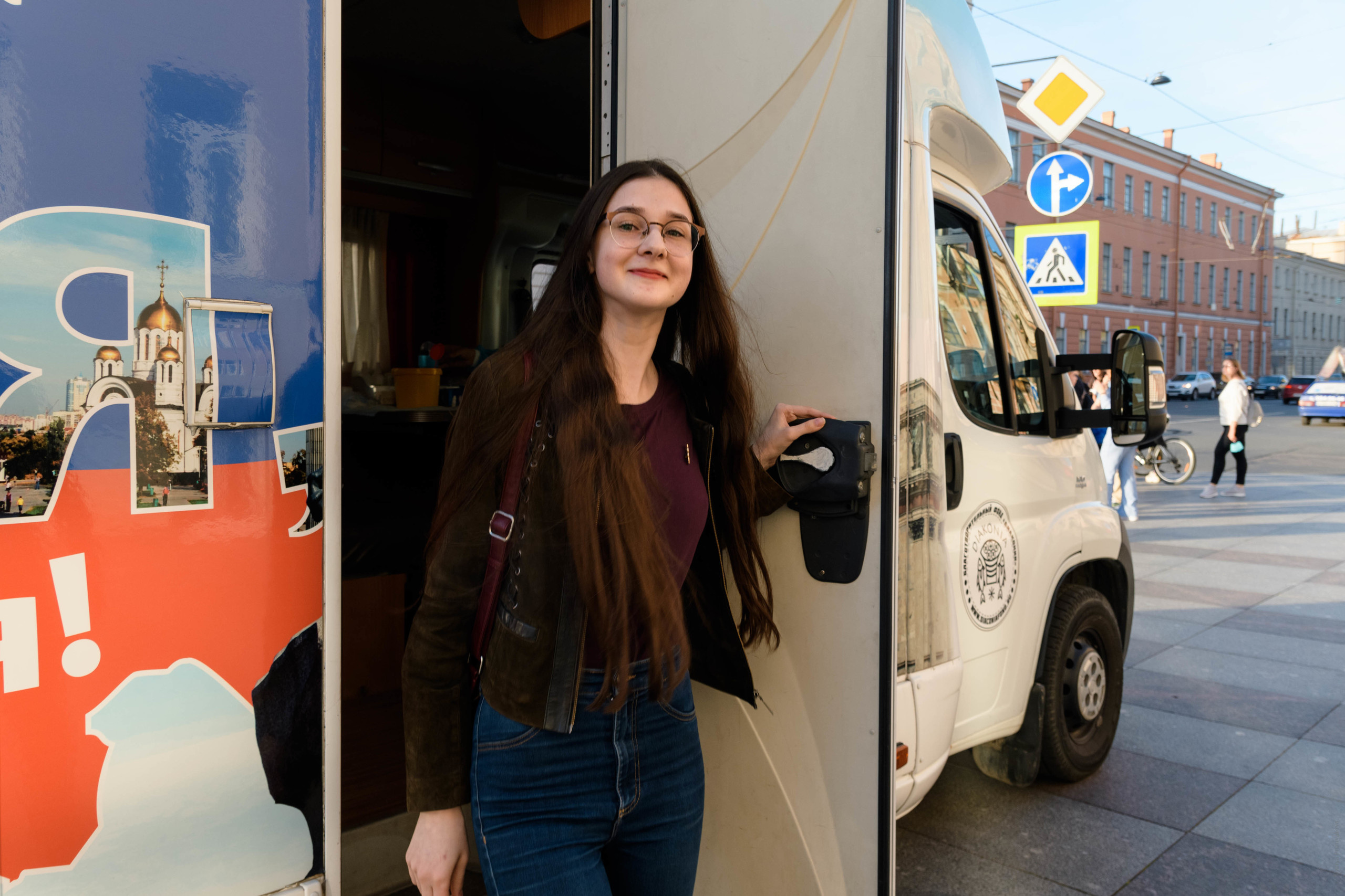 Передвижной пункт тестирования на ВИЧ. Семейный и индивидуальный фотограф Life style в Санкт-Петербурге Мария