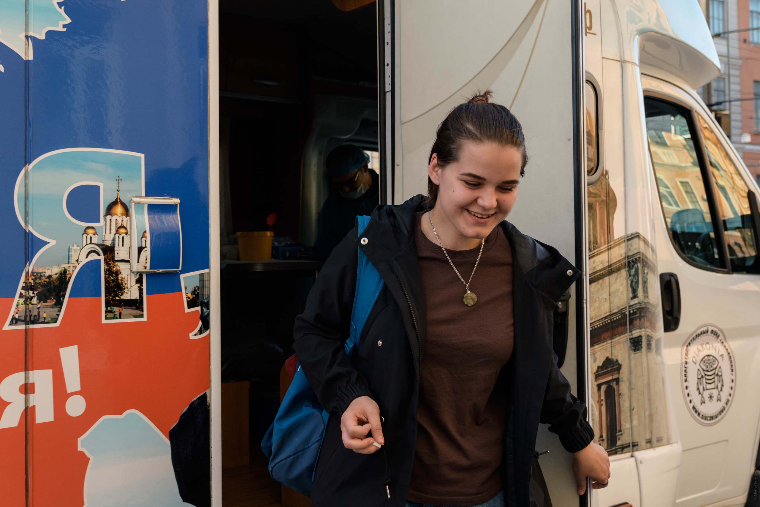 Передвижной пункт тестирования на ВИЧ. Семейный и индивидуальный фотограф Life style в Санкт-Петербурге Мария