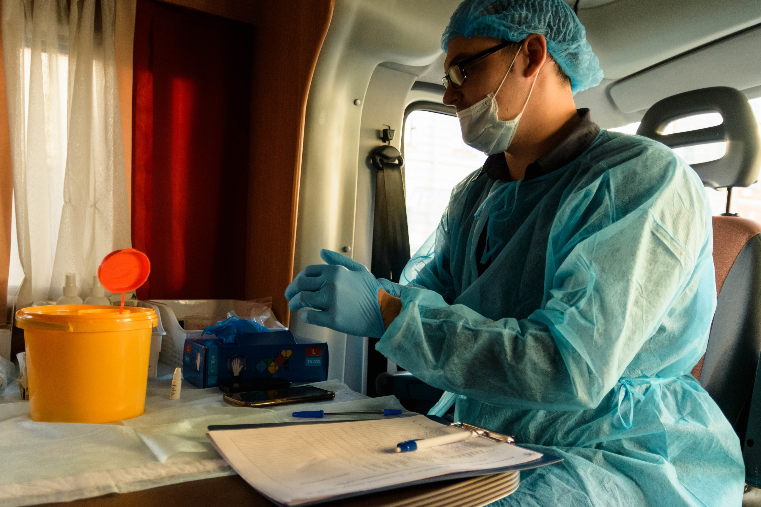 Передвижной пункт тестирования на ВИЧ. Семейный и индивидуальный фотограф Life style в Санкт-Петербурге Мария