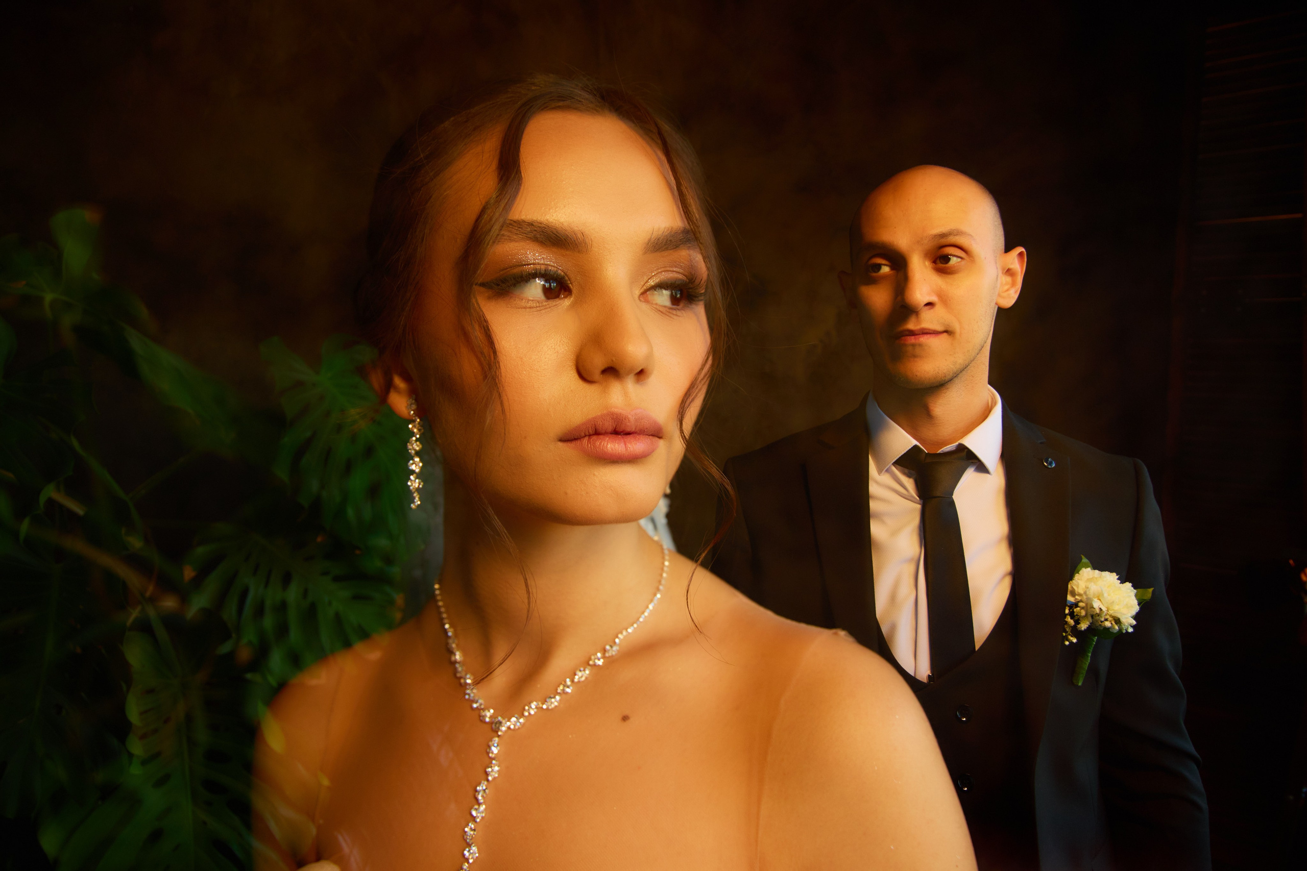 Профессиональные Свадебные фотографии в Самаре. Креативные свадебные фотографии в Самаре. Не как у всех свадебные фотографии в Самаре. Фотограф Олег Слеб в Самаре