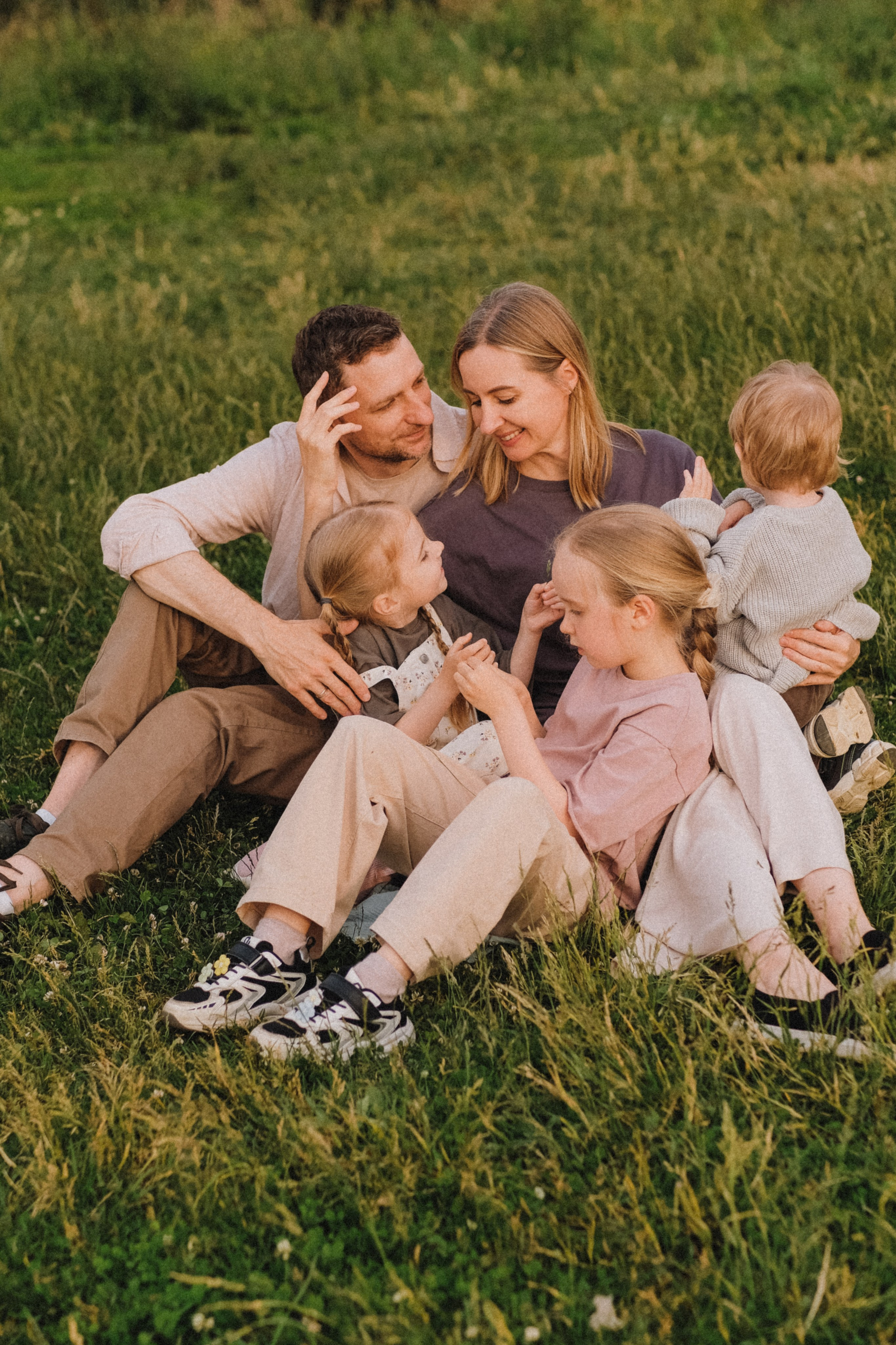 Семя Есении и Эмилии. Семейный фотограф Москва