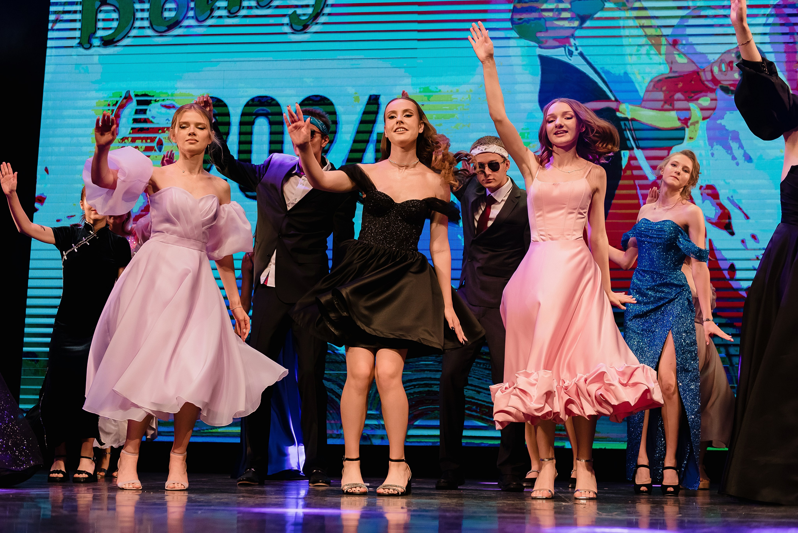 Выпускной школа 2024. Фотограф Рязань. Дарья Дмитриева