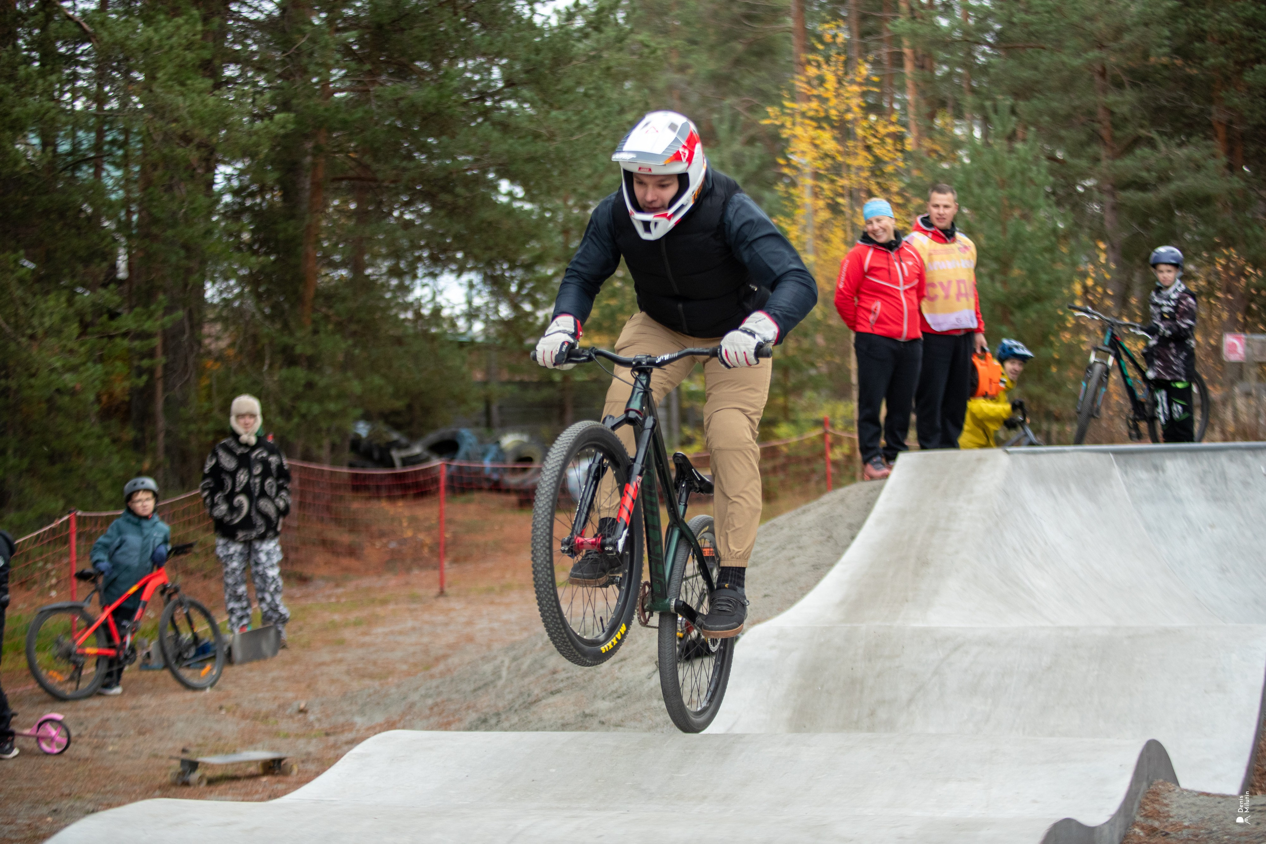Фото соревнования Памп-трек Медвежьегорск. Портретный фотограф Денис Милютин