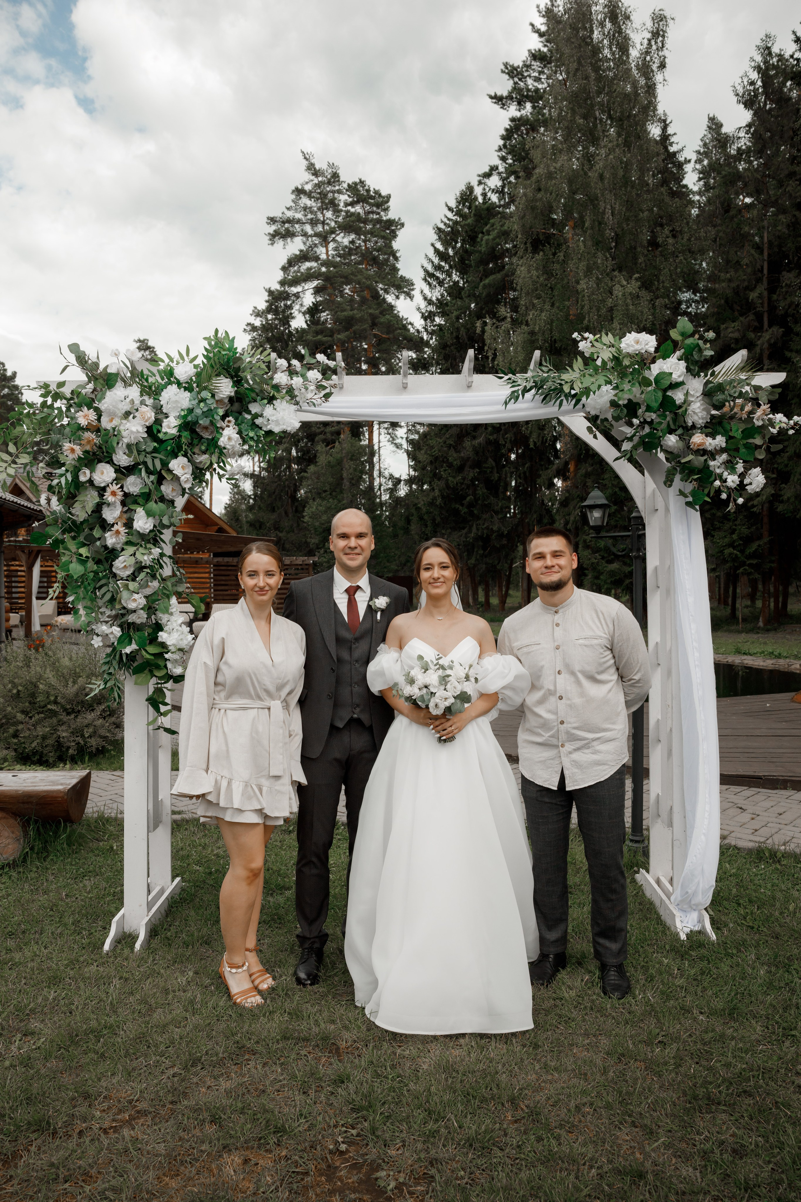 Полина и Дмитрий, загородный клуб «Барин», ЗАГС в г. Пушкино. Свадебный и репортажный фотограф (Москва, Королев и другие)