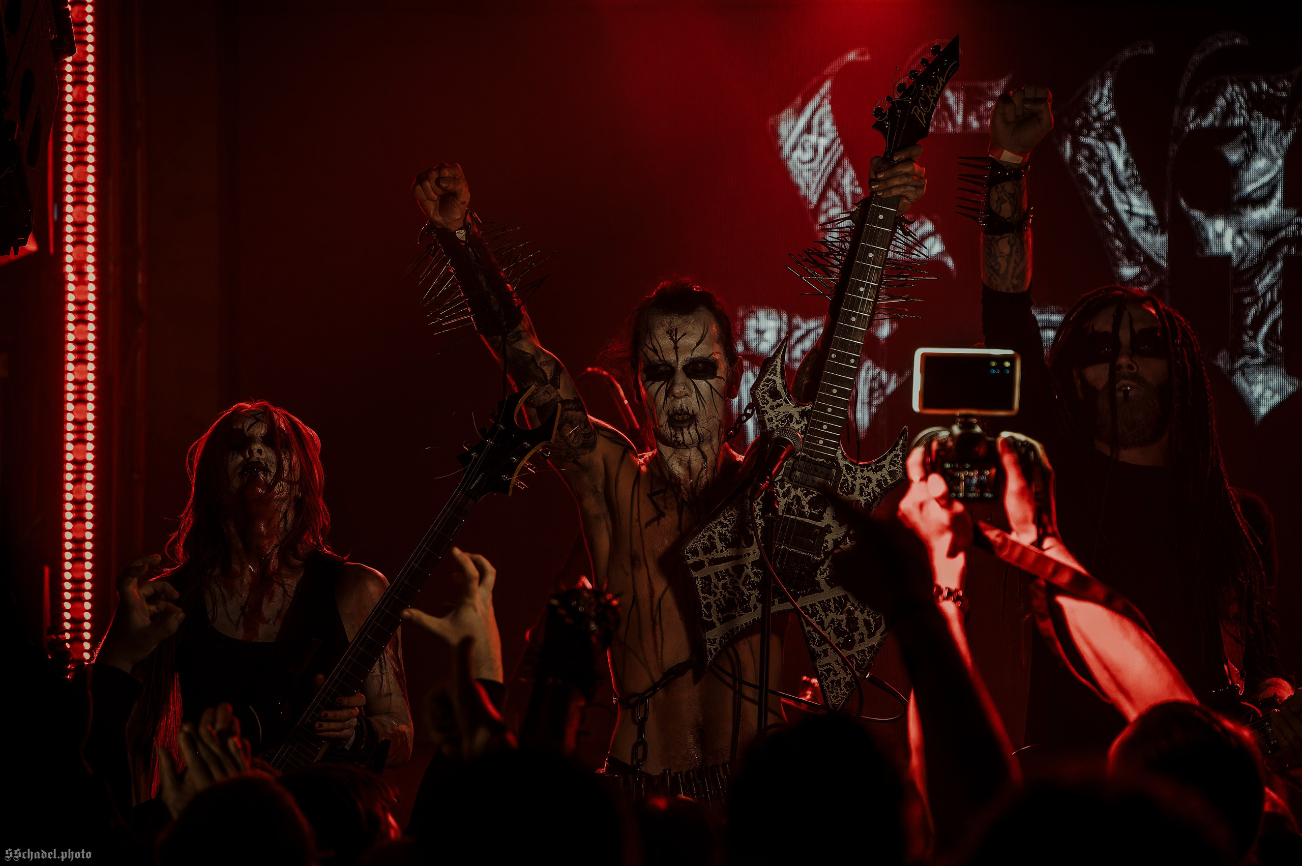Frostlagte Måne 30.08.25. We will make everything metal!
