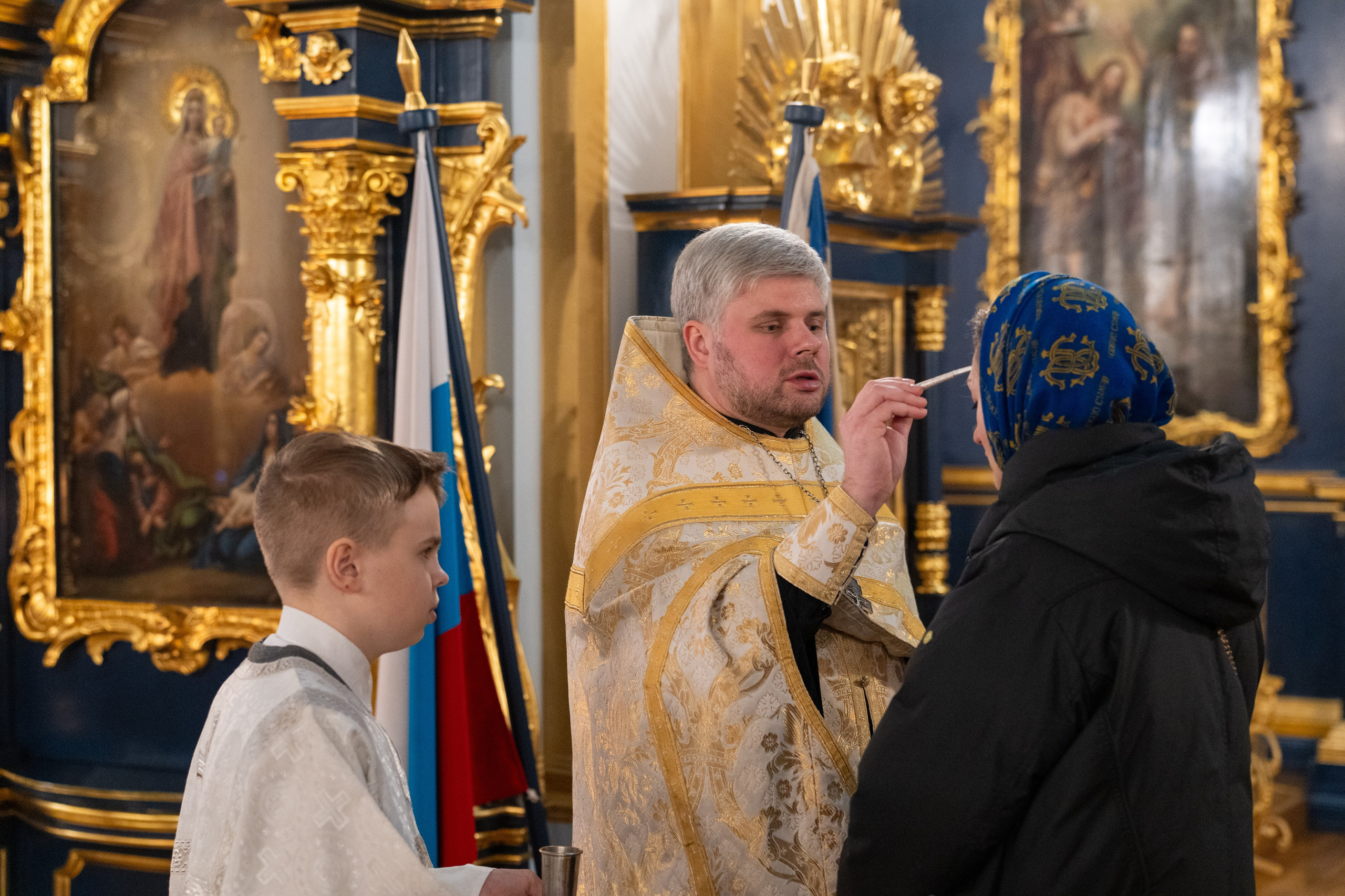 Праздничное бдение в Николо-Богоявленском морском соборе. НИКОЛО-БОГОЯВЛЕНСКИЙ МОРСКОЙ СОБОР