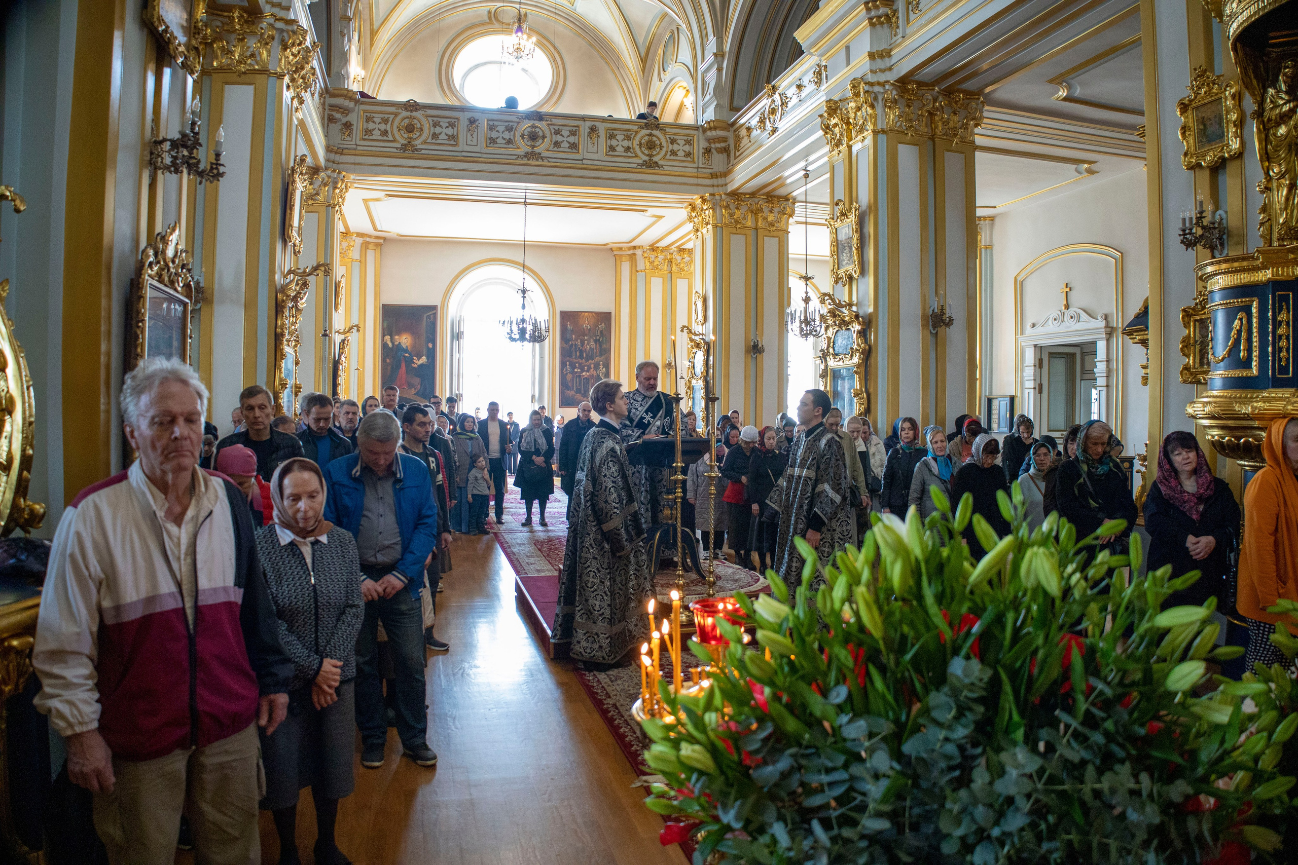 ВЕЧЕРНЯ С ВЫНОСОМ ПЛАЩАНИЦЫ. НИКОЛО-БОГОЯВЛЕНСКИЙ МОРСКОЙ СОБОР