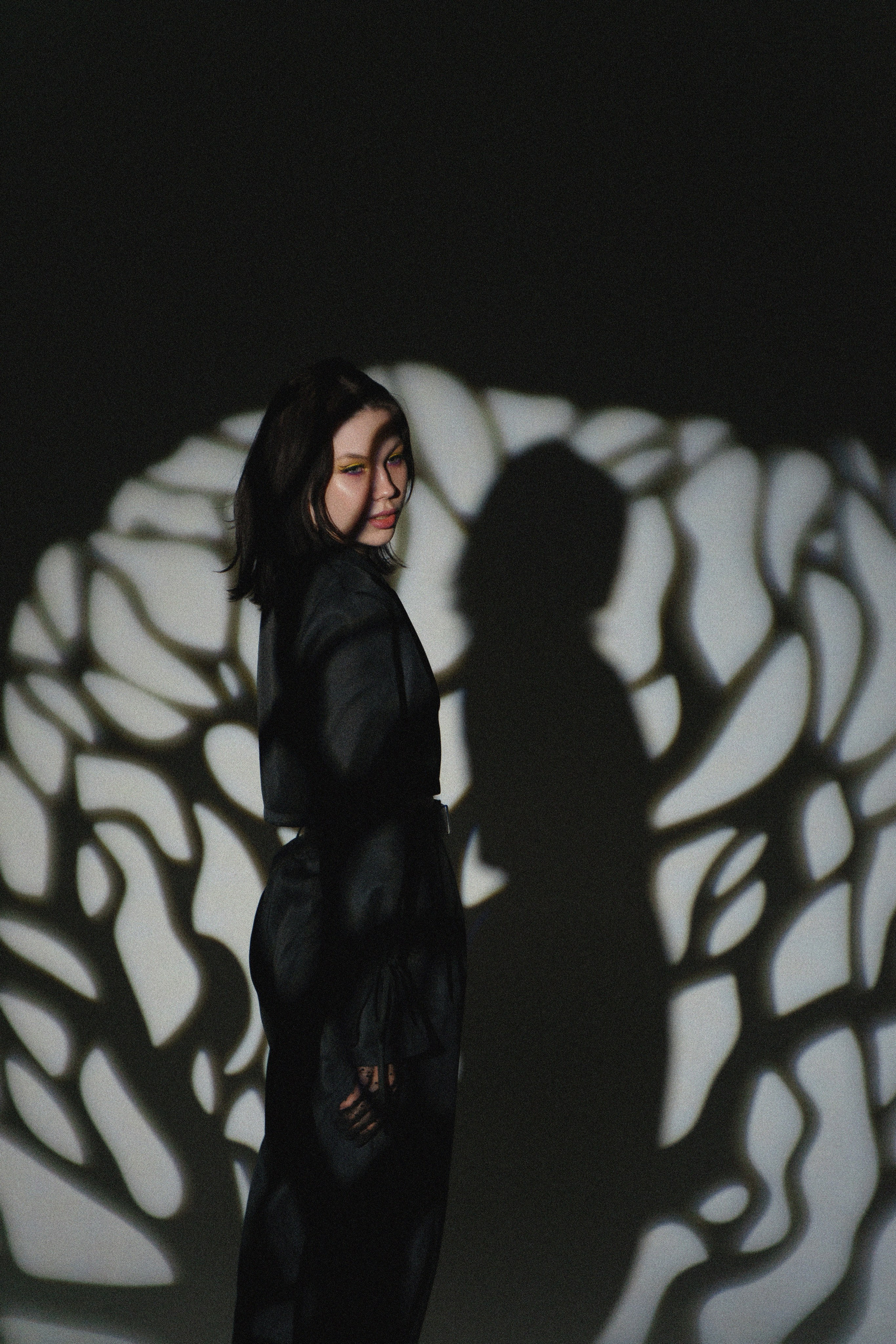 Цветной свет и Соня. Фотограф Надежда Погребняк | Рязань | Москва