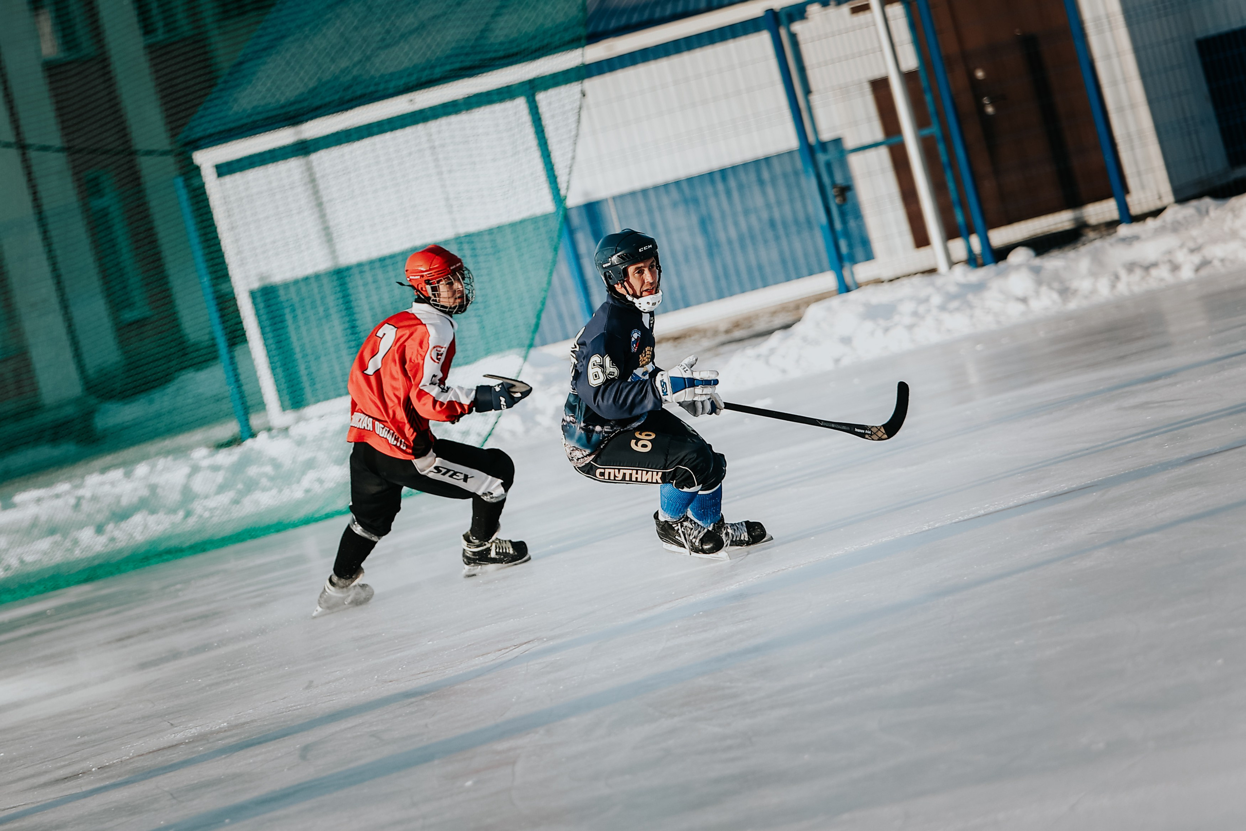 Хоккей с мячом, г. Карпинск. Александра, репортажный и событийный фотограф