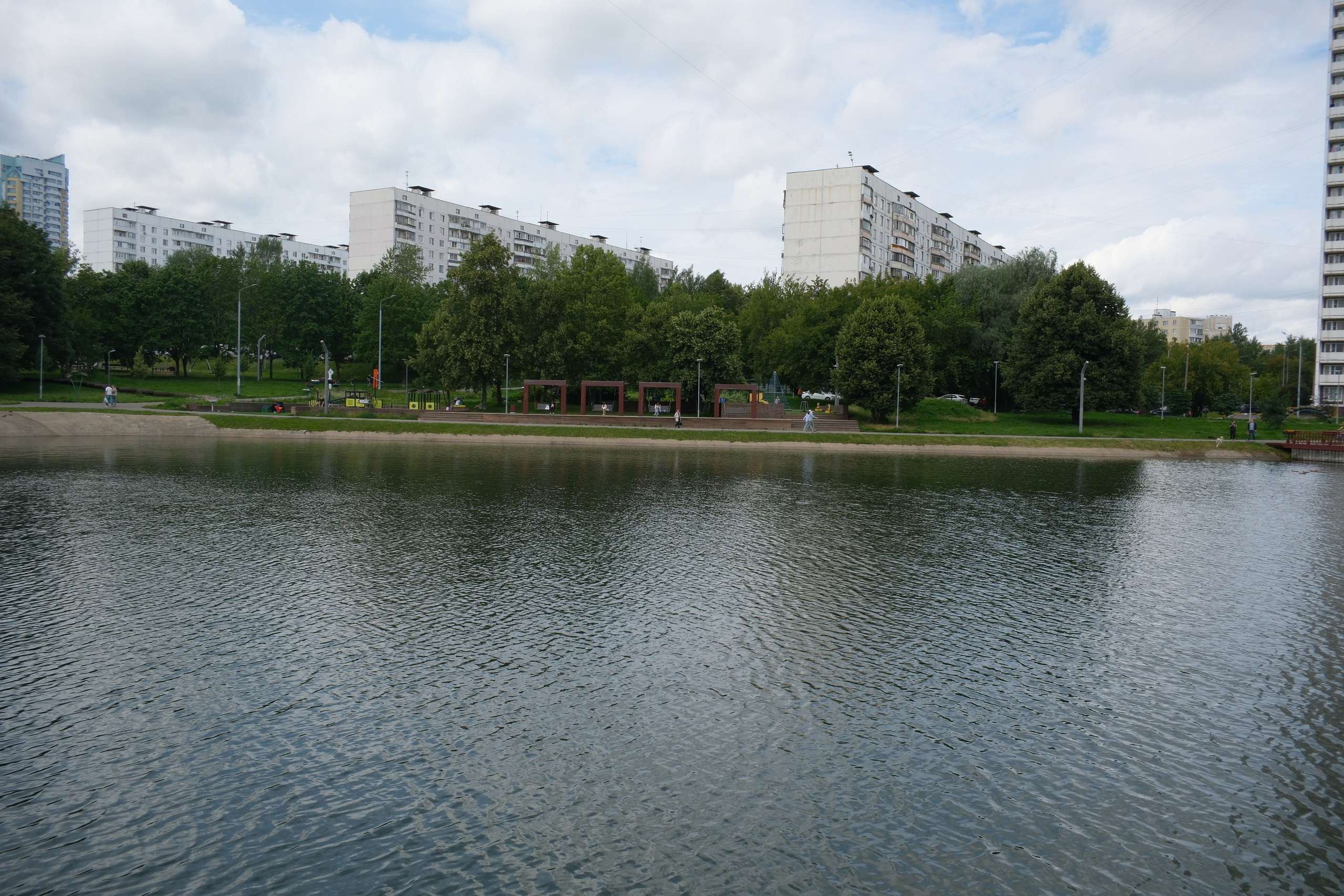 Прогулка на Каскадные пруды в Чертаново 06.07.2025. Улица, люди, жизнь…