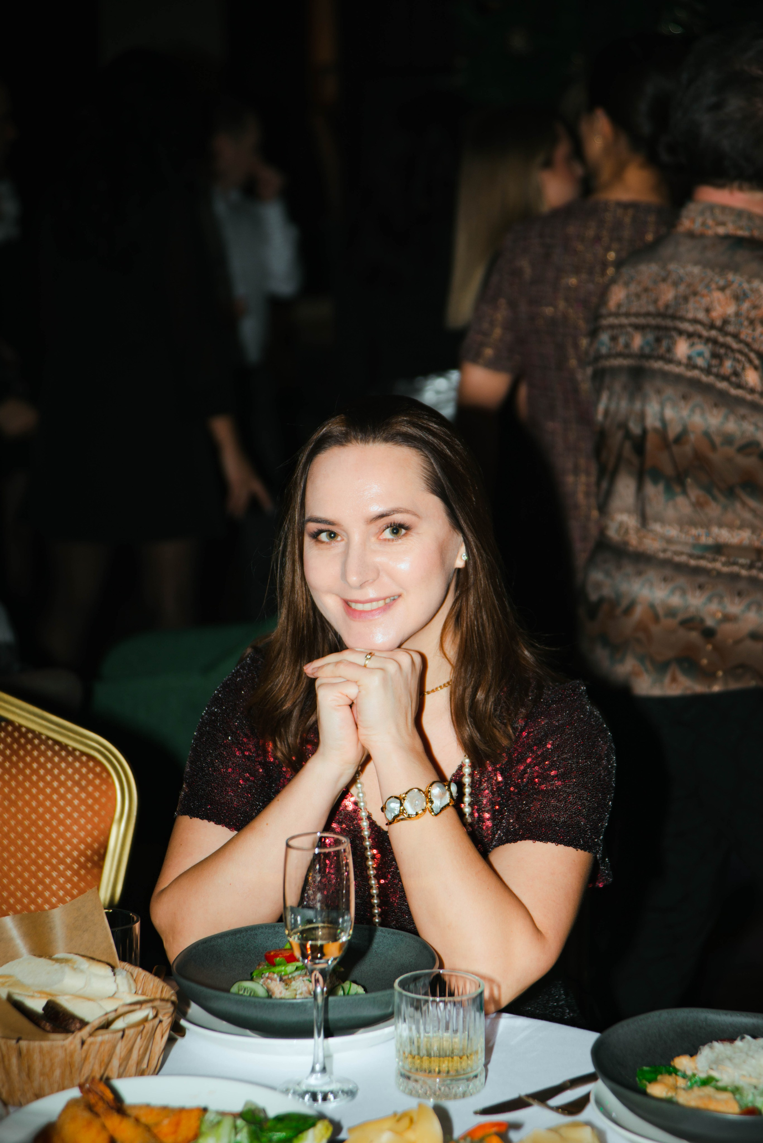 Праздник в стенах клубного пространства «Своя Среда». Ксения Glossa. Портретный и репортажный фотограф в Самаре